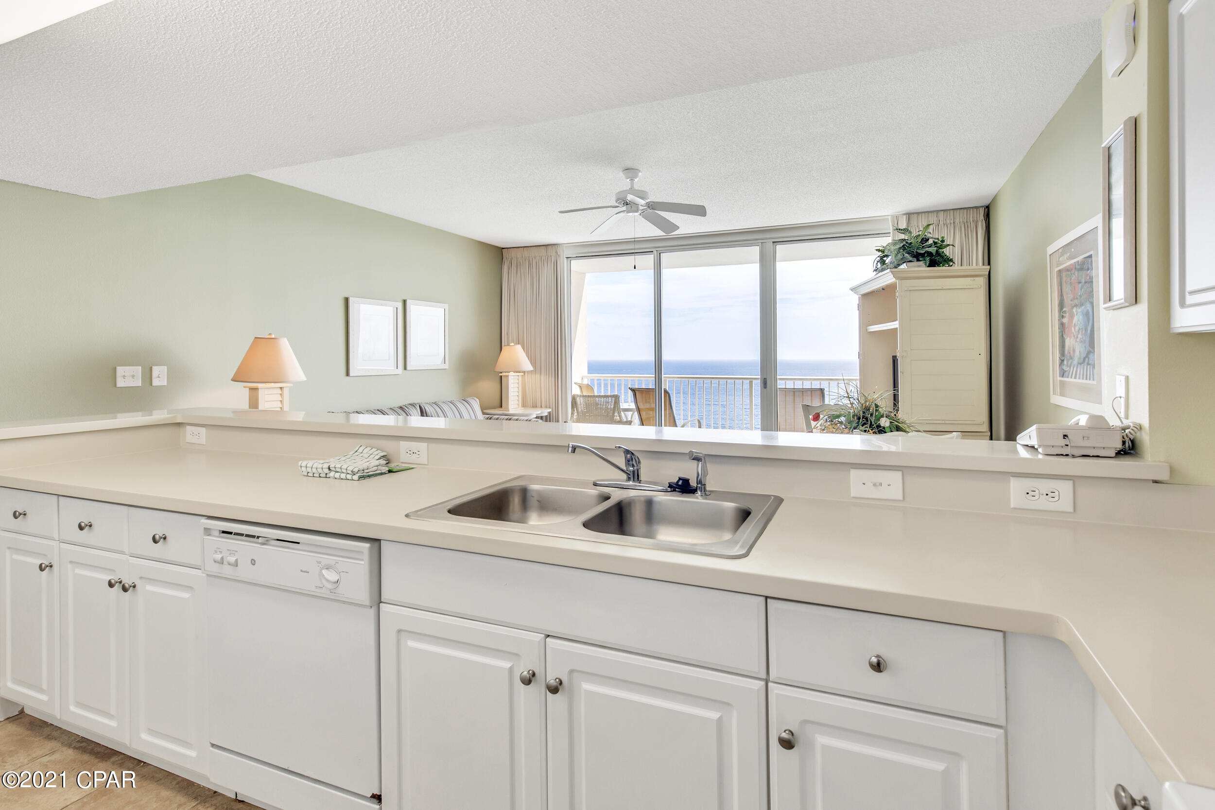 Majestic Beach Tower I - Residential