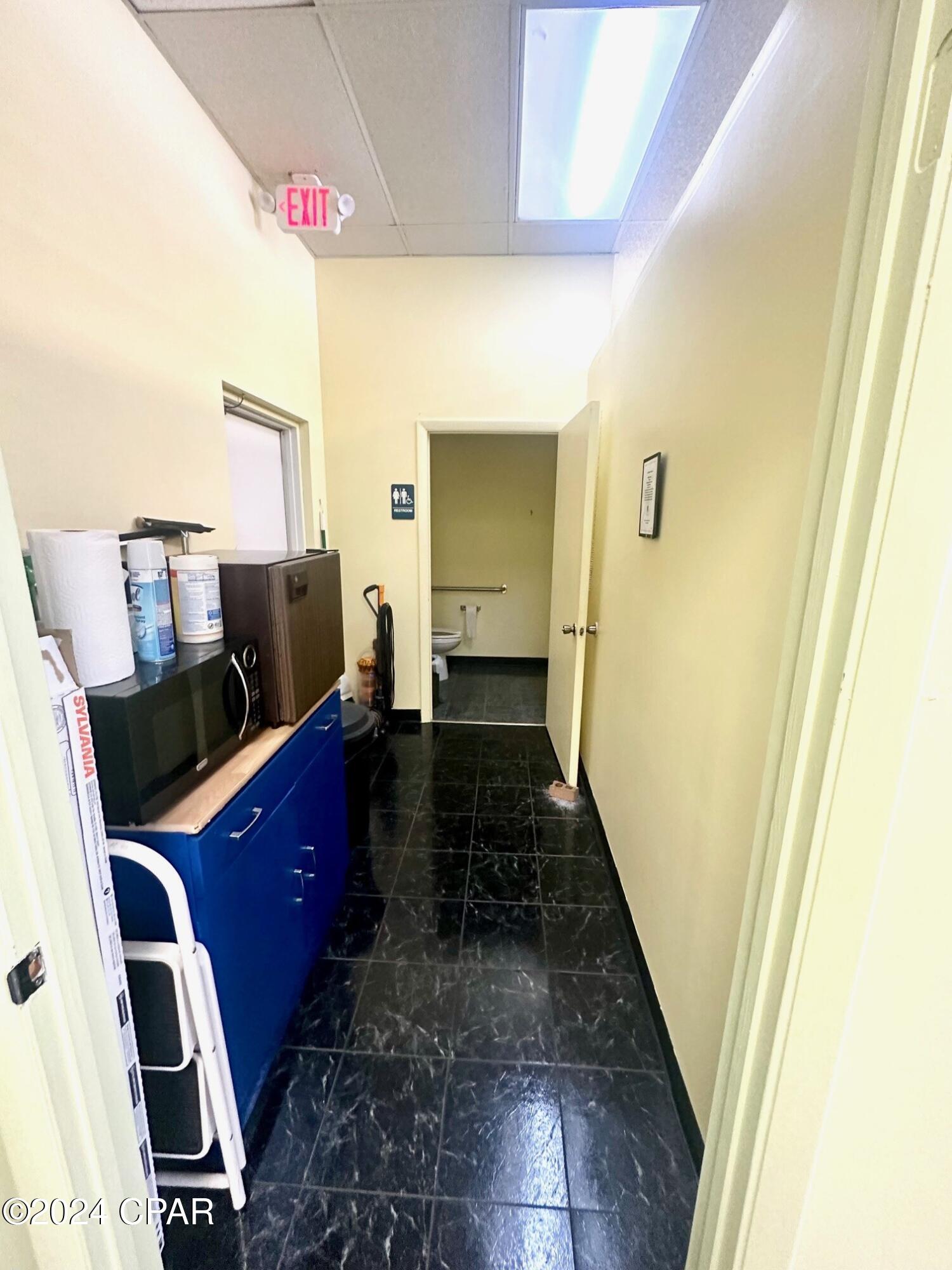 No Named Subdivision - Commercial Lease