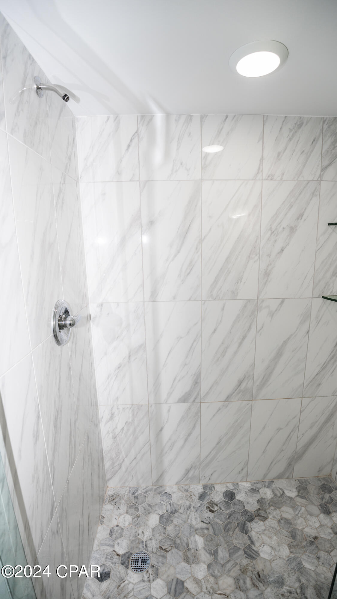 Lagoon Towers Phase I - Residential