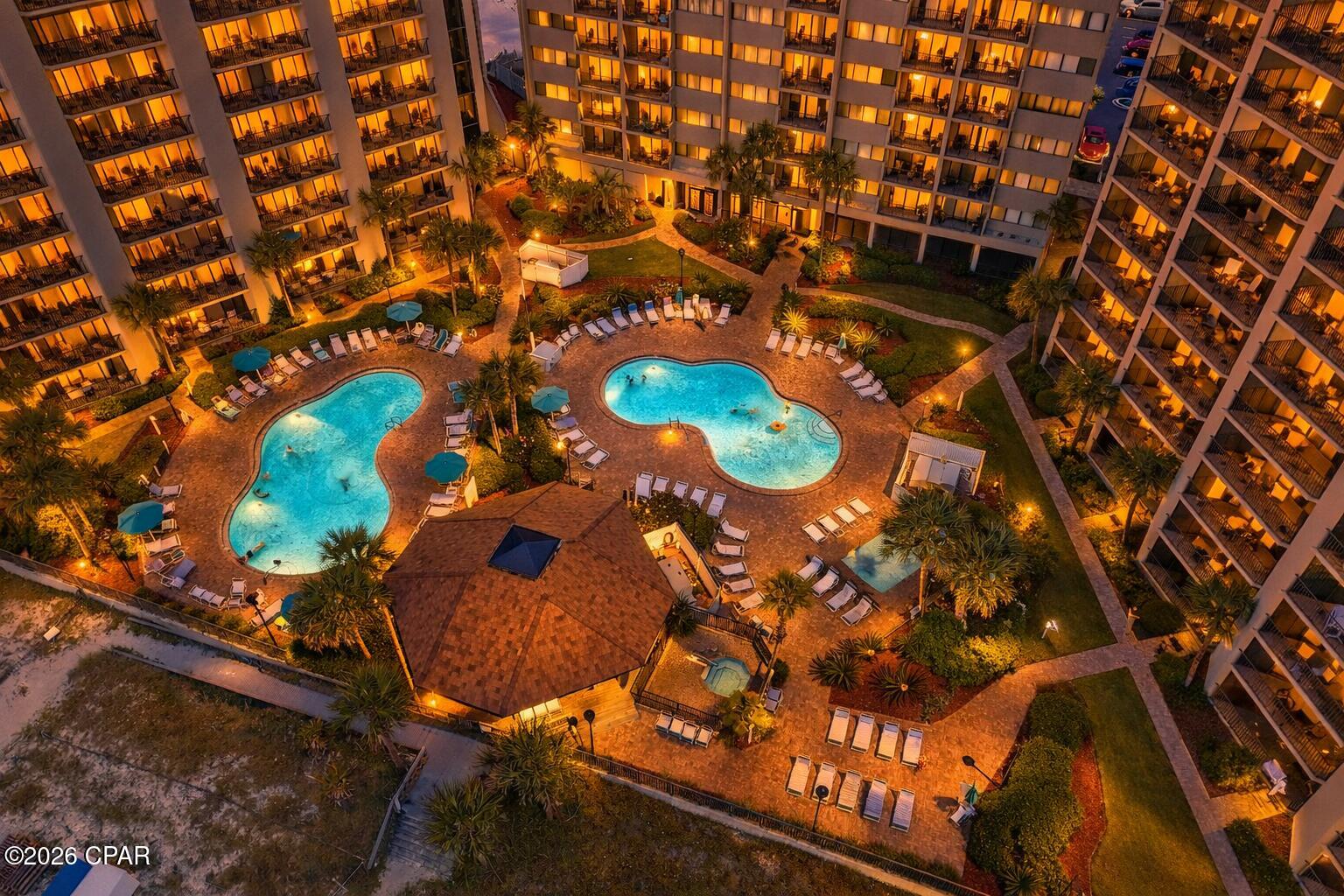 Summerhouse Condo. - Residential