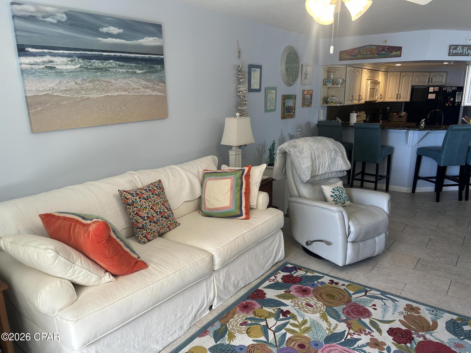 Summerhouse Condo. - Residential