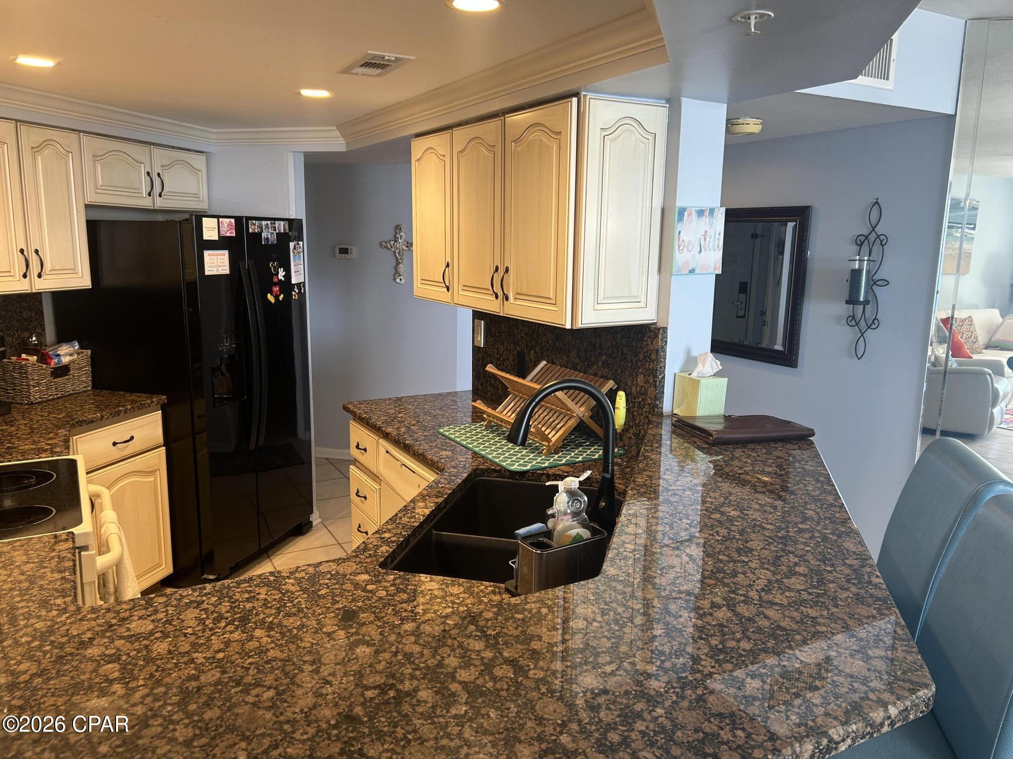 Summerhouse Condo. - Residential