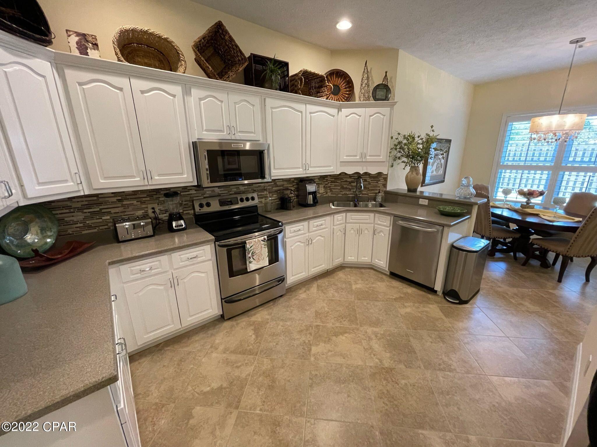 Pelican Bay - Residential