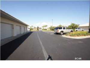 Summerwinds Condo - Residential