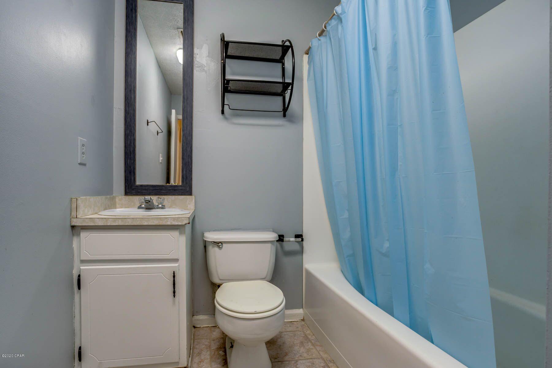 Lakeside Villas - Residential