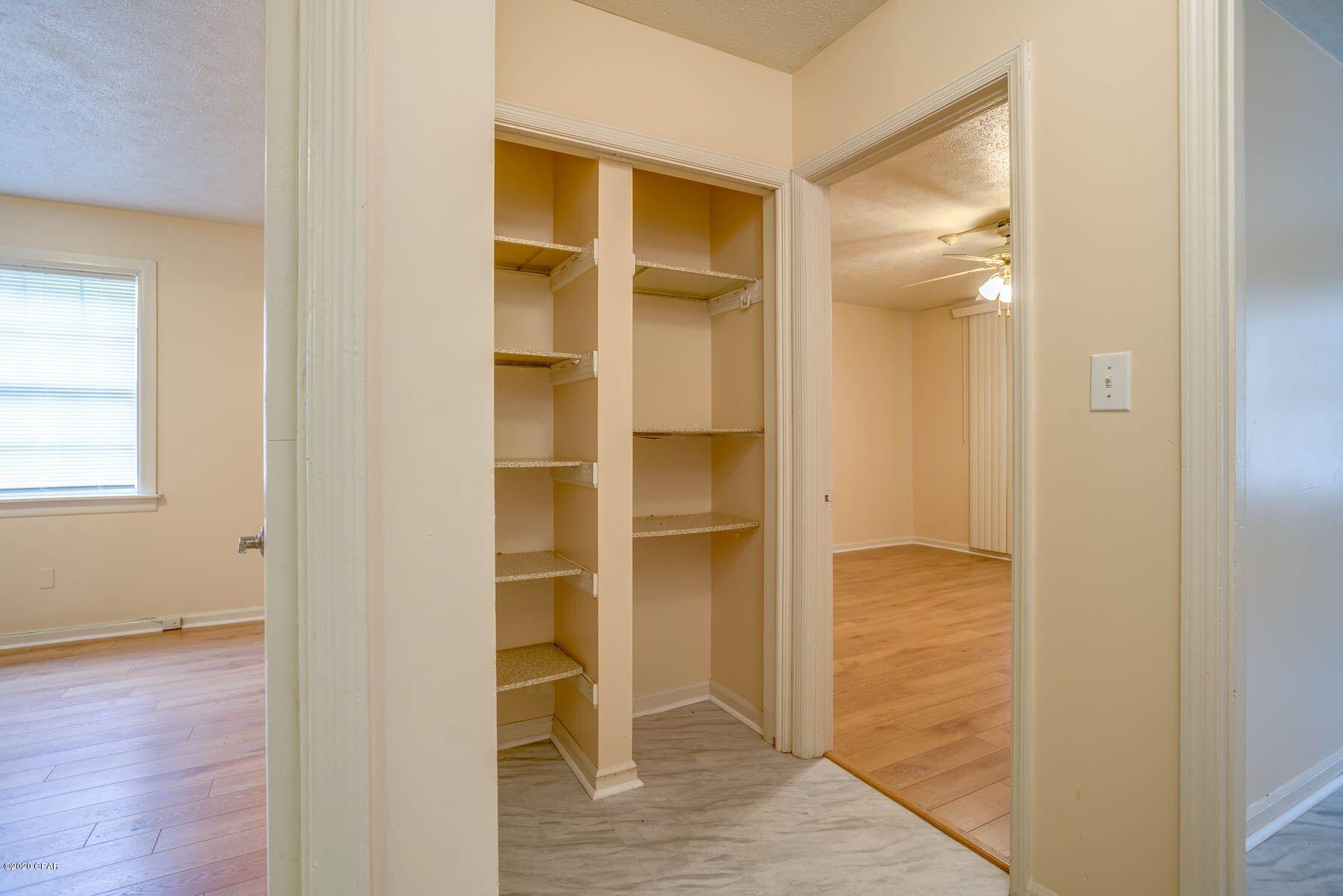 Lakeside Villas - Residential