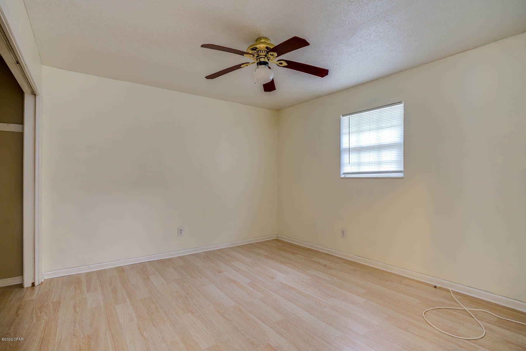 Lakeside Villas - Residential