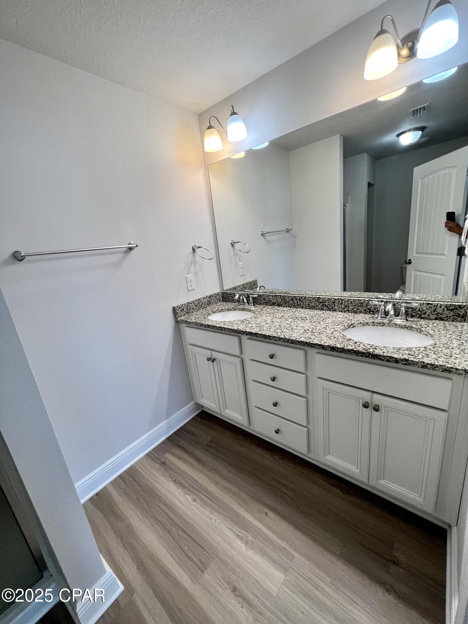 Hathaway Townhomes - Residential Lease