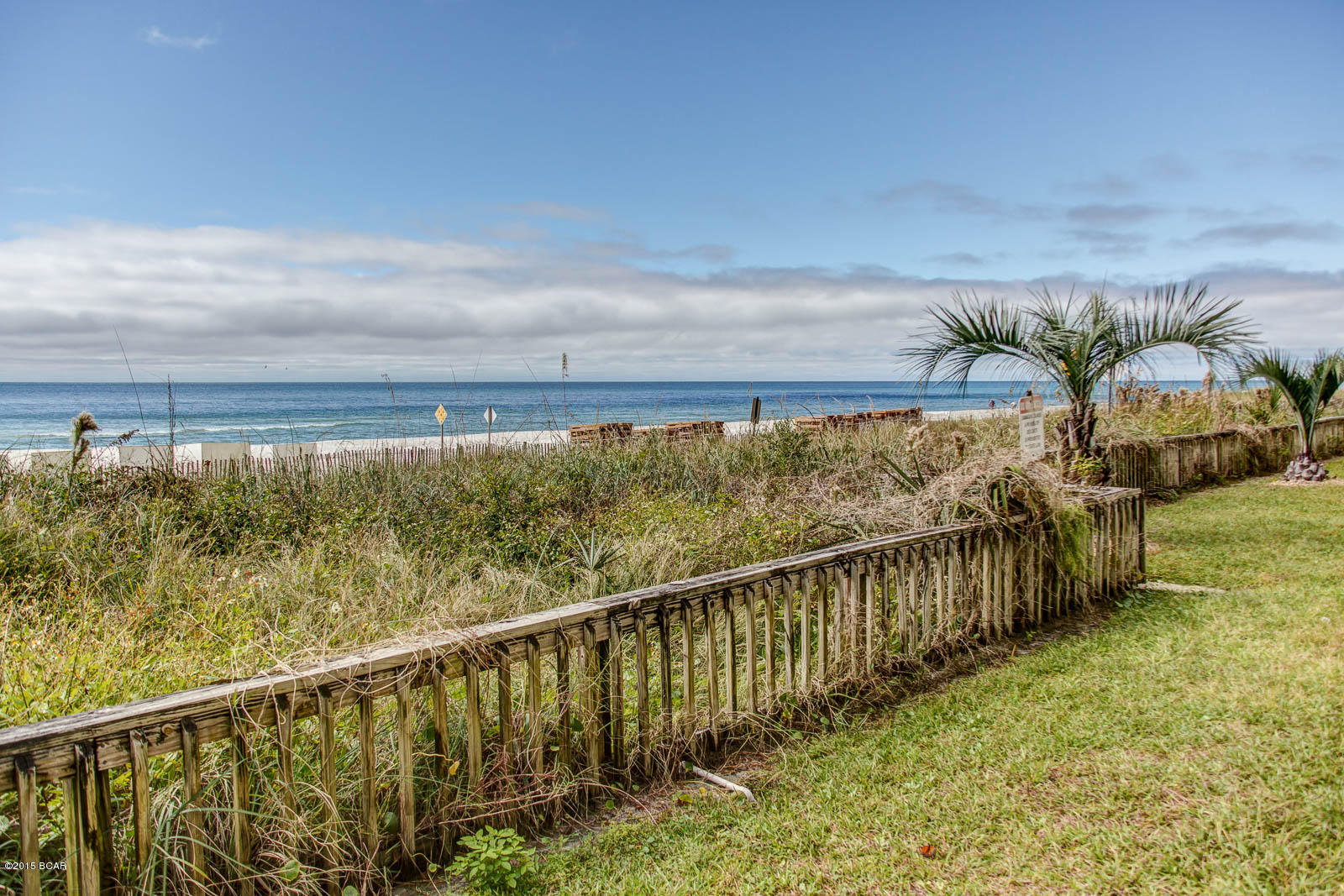 Twin Palms Resort - Residential