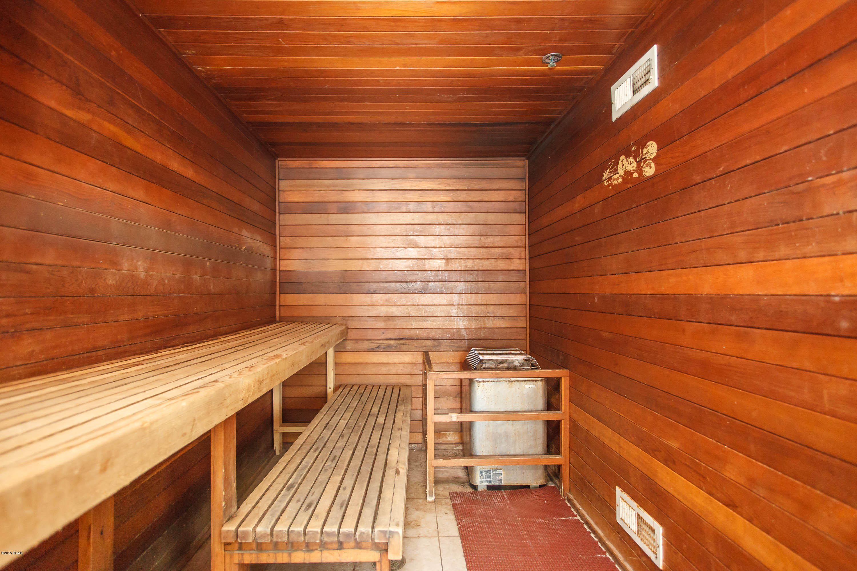 Twin Palms Resort - Residential