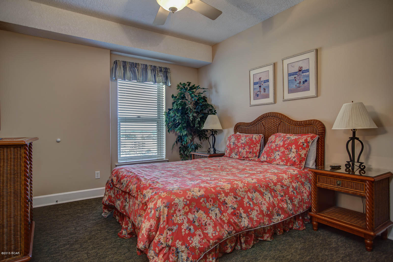 Twin Palms Resort - Residential