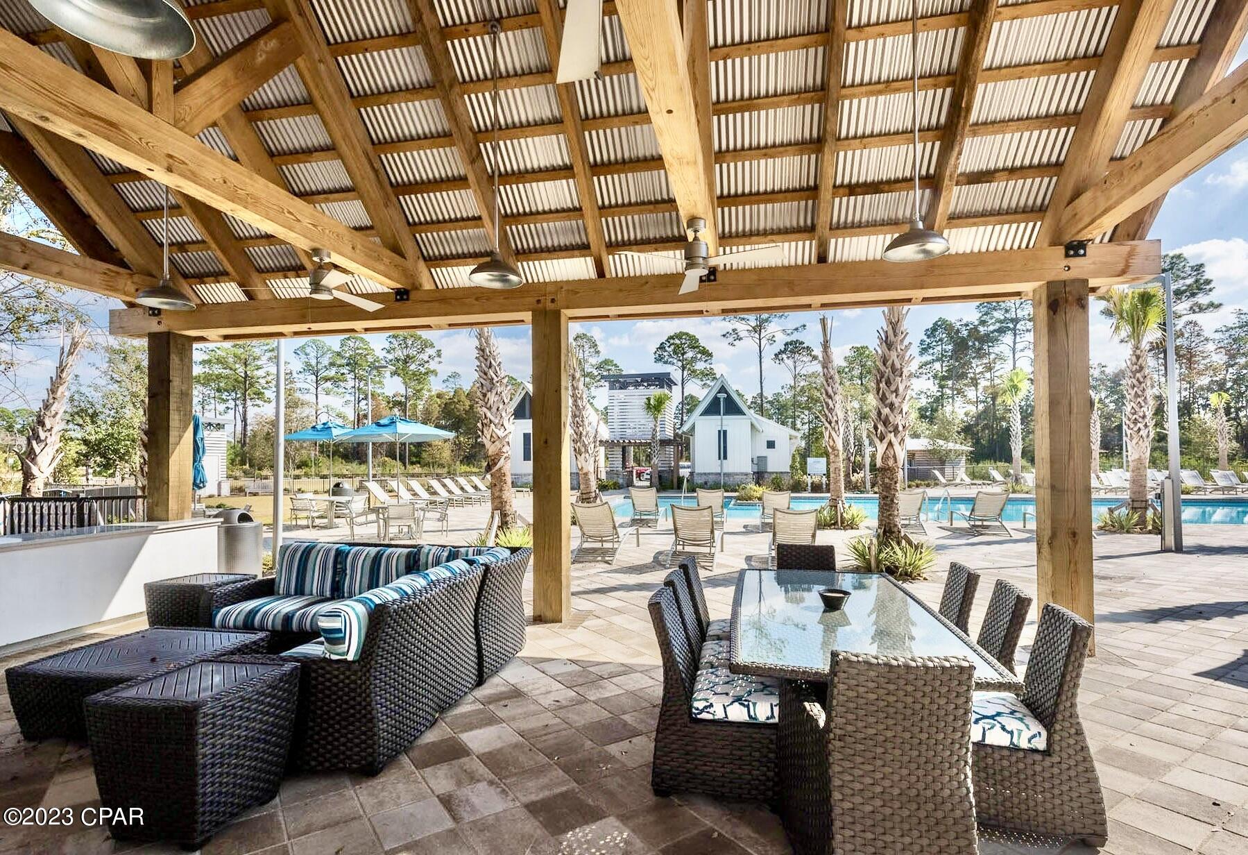 Fanning Bayou - Residential