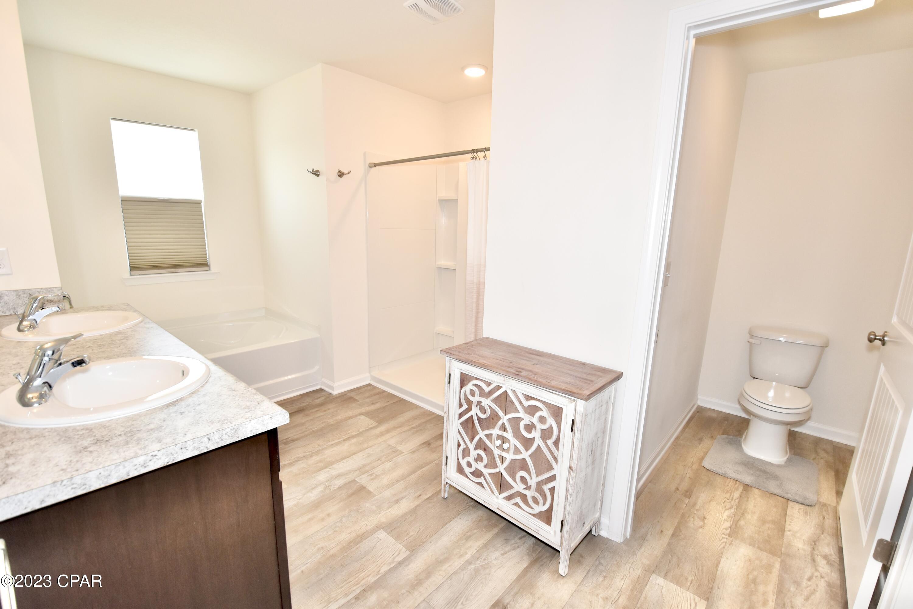 Fanning Bayou - Residential