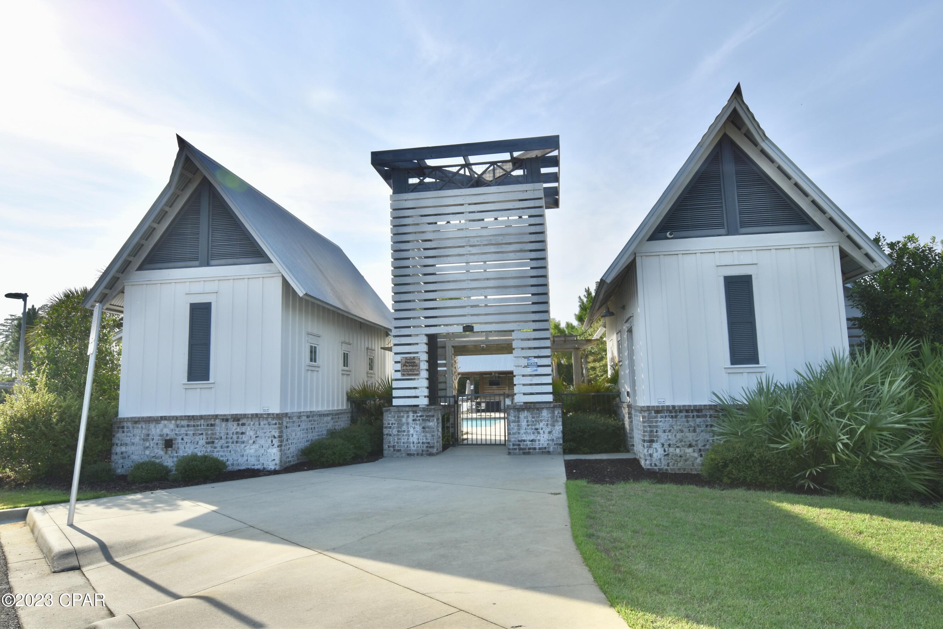 Fanning Bayou - Residential