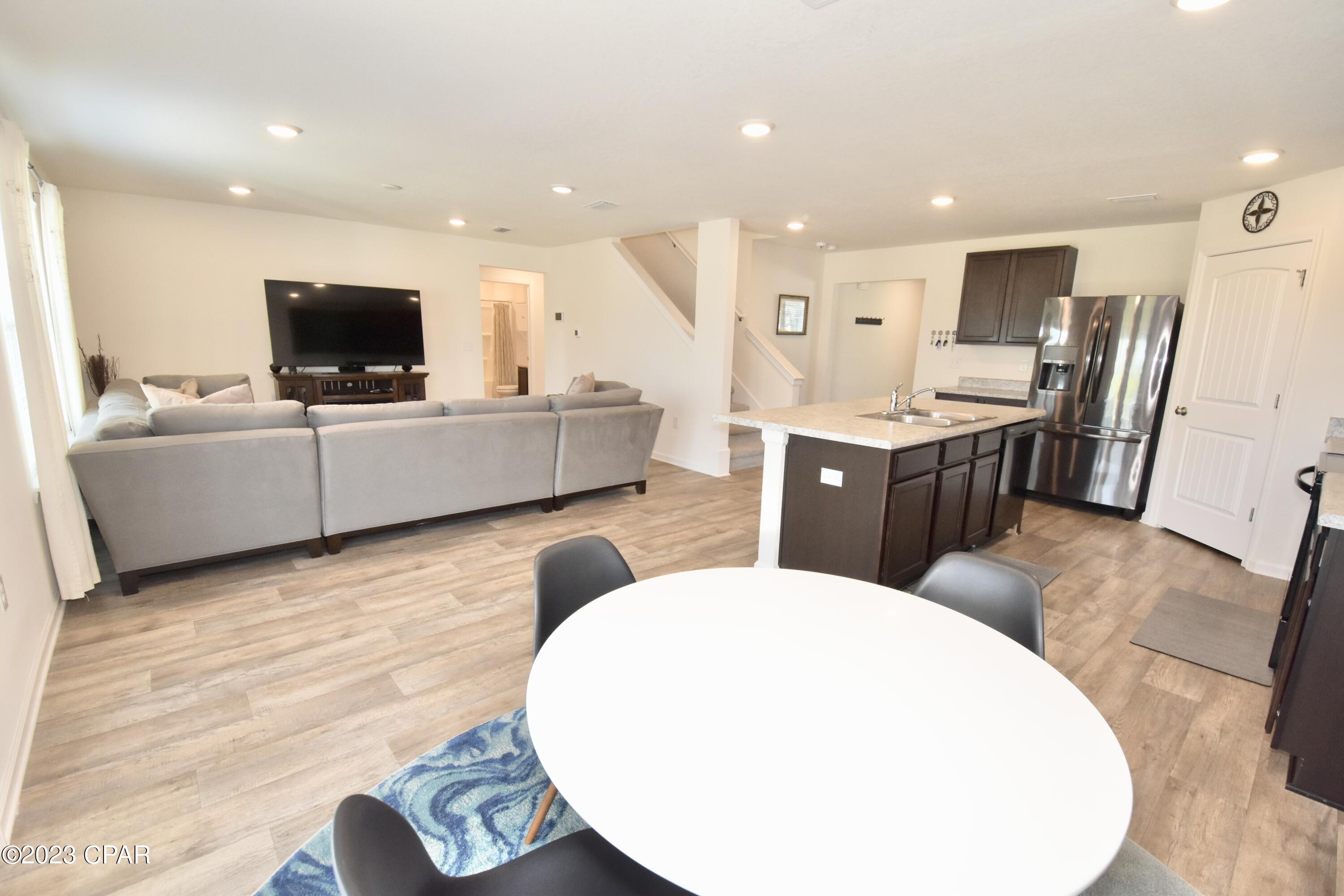 Fanning Bayou - Residential