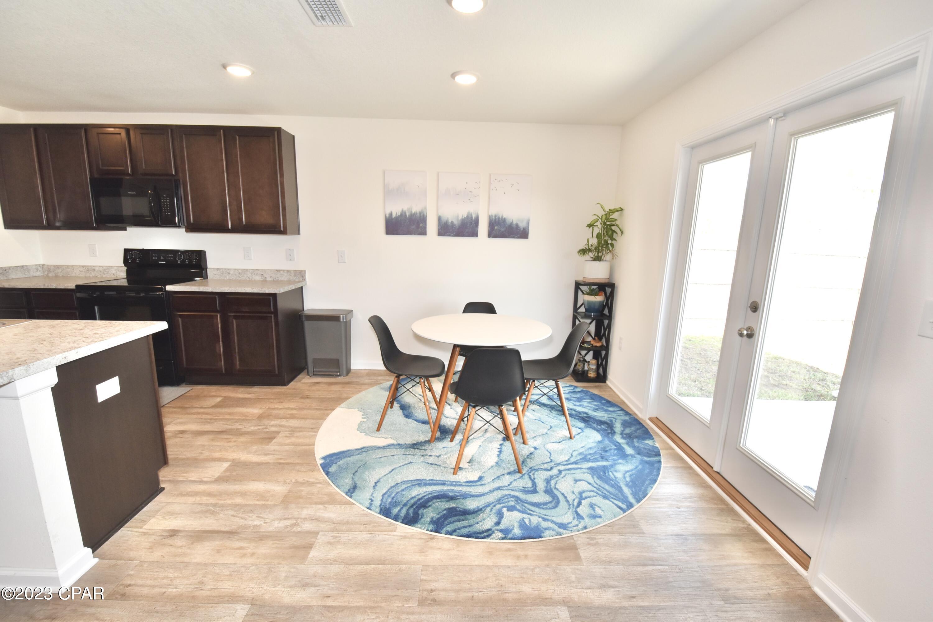 Fanning Bayou - Residential