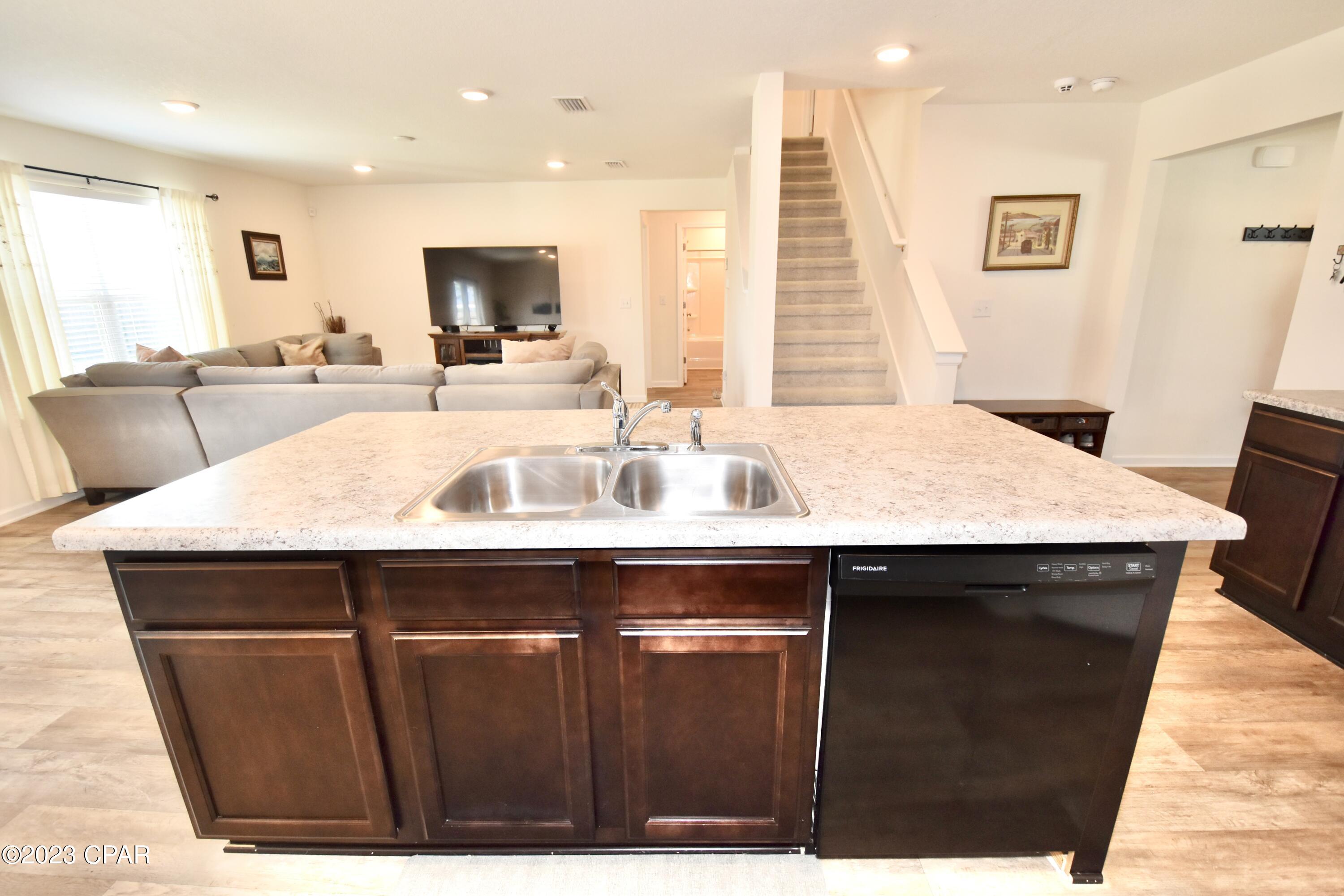 Fanning Bayou - Residential