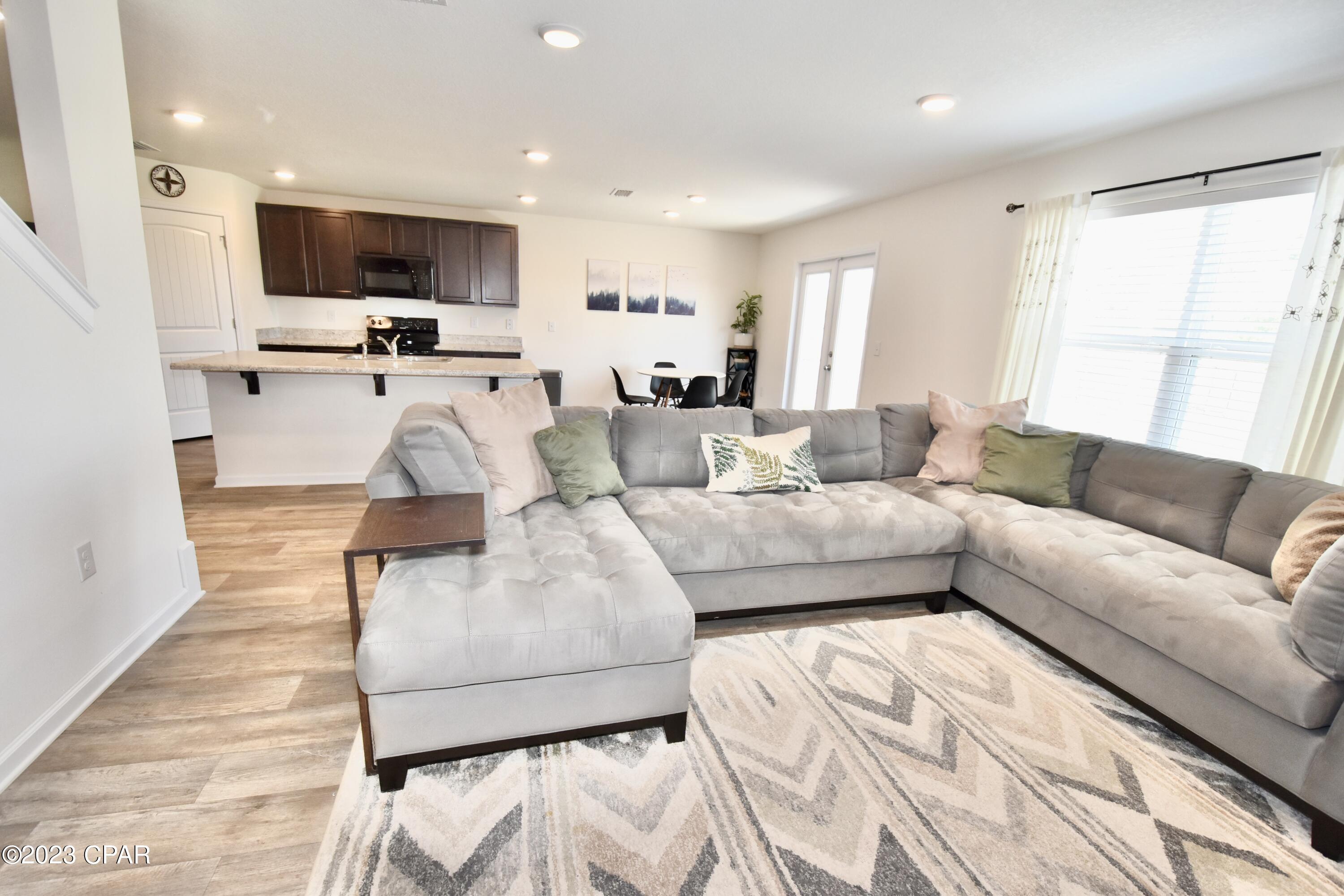 Fanning Bayou - Residential