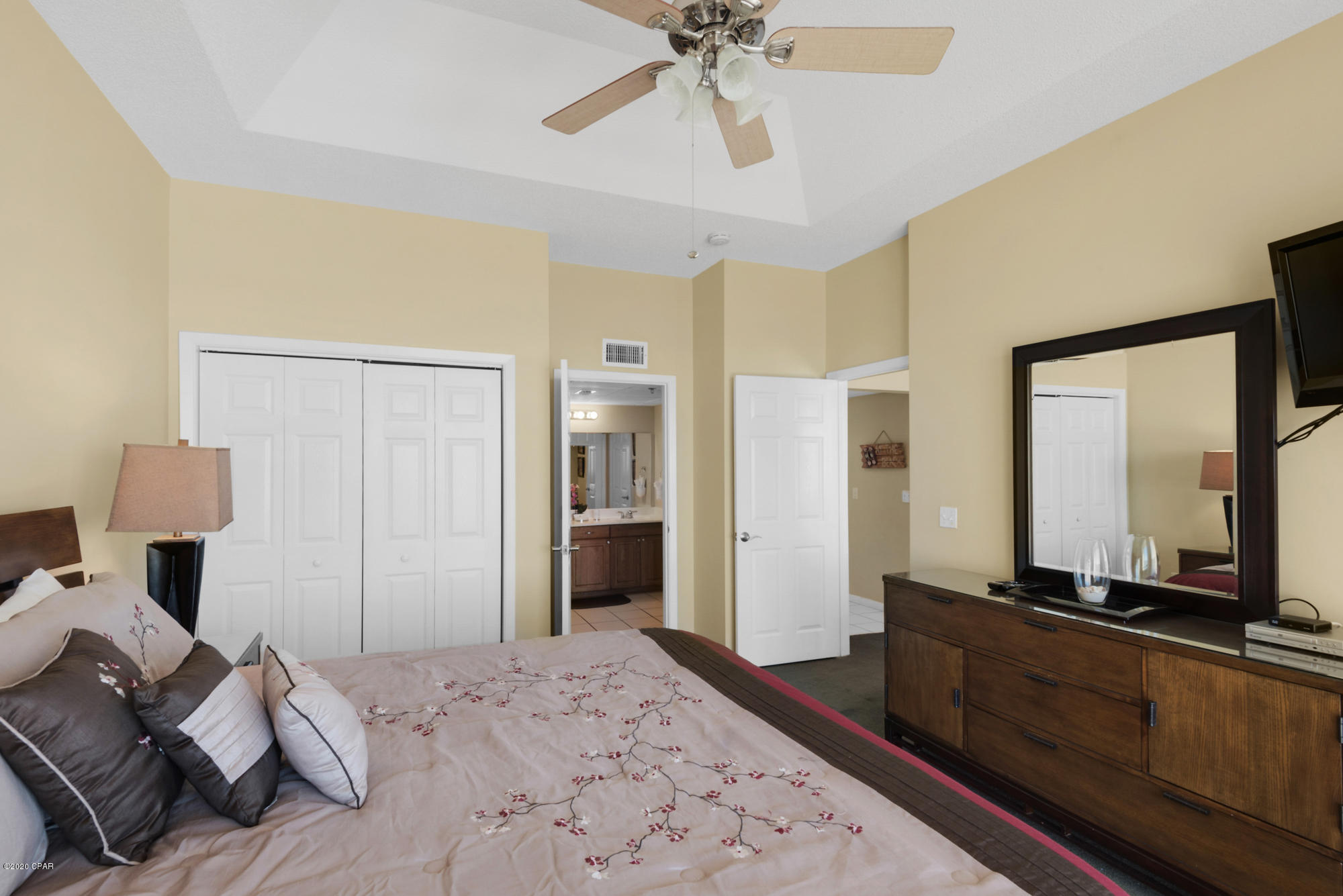 Long Beach Towers IV - Residential