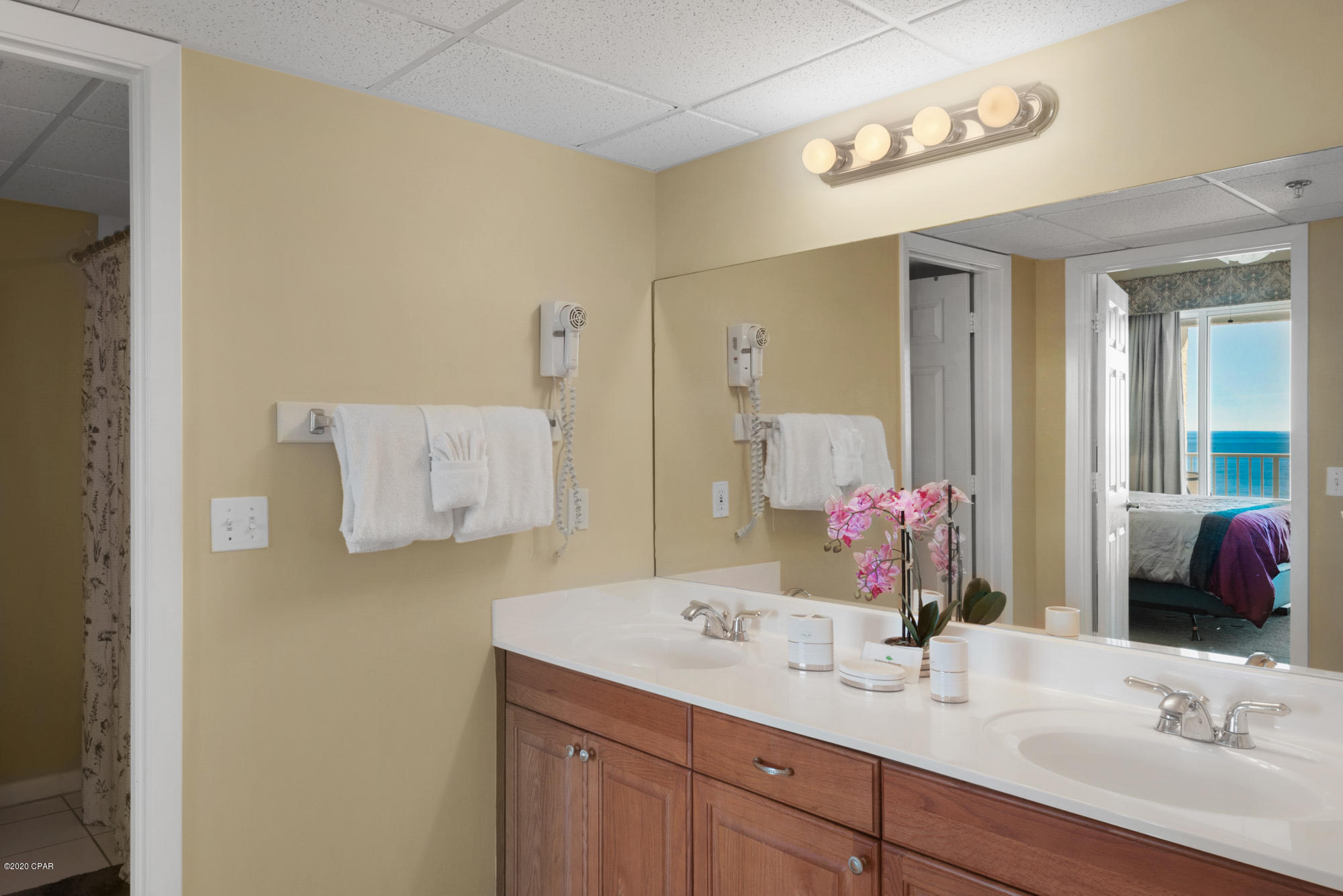 Long Beach Towers IV - Residential