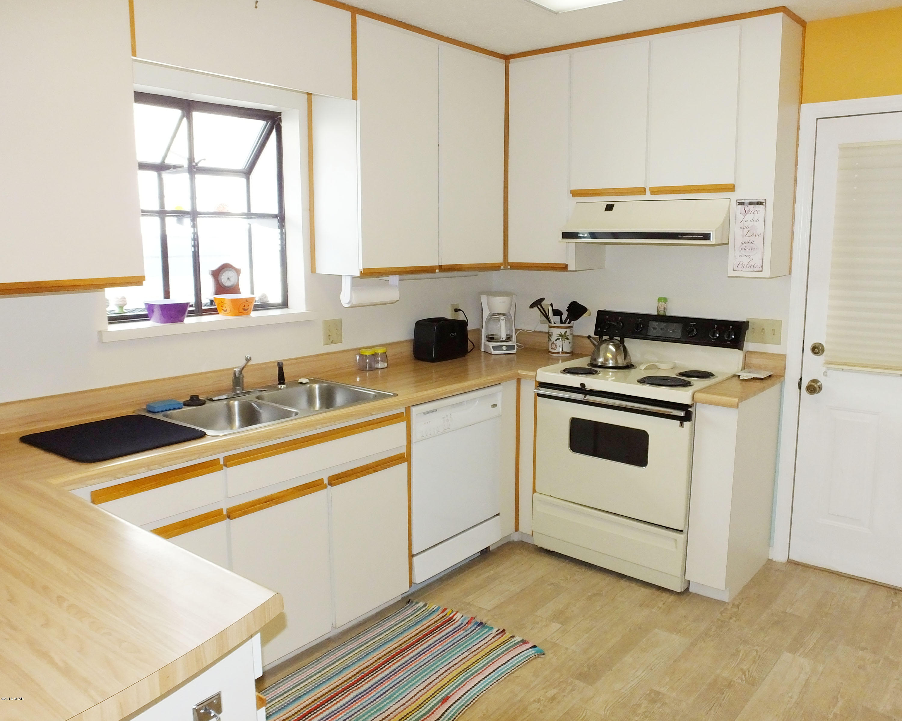 Venture Out Travel Trail - Residential