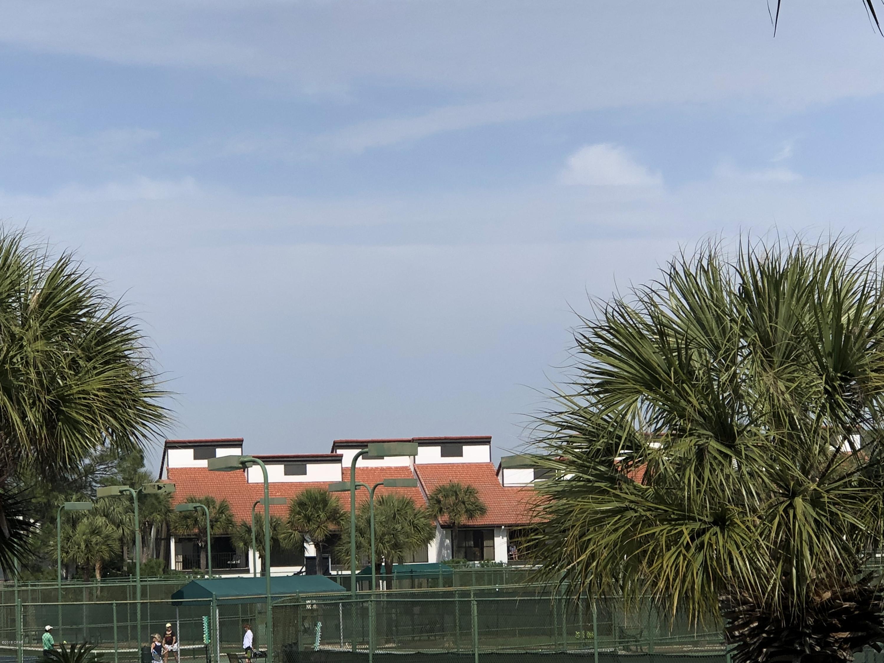 Edgewater Golf Villas 1 - Residential