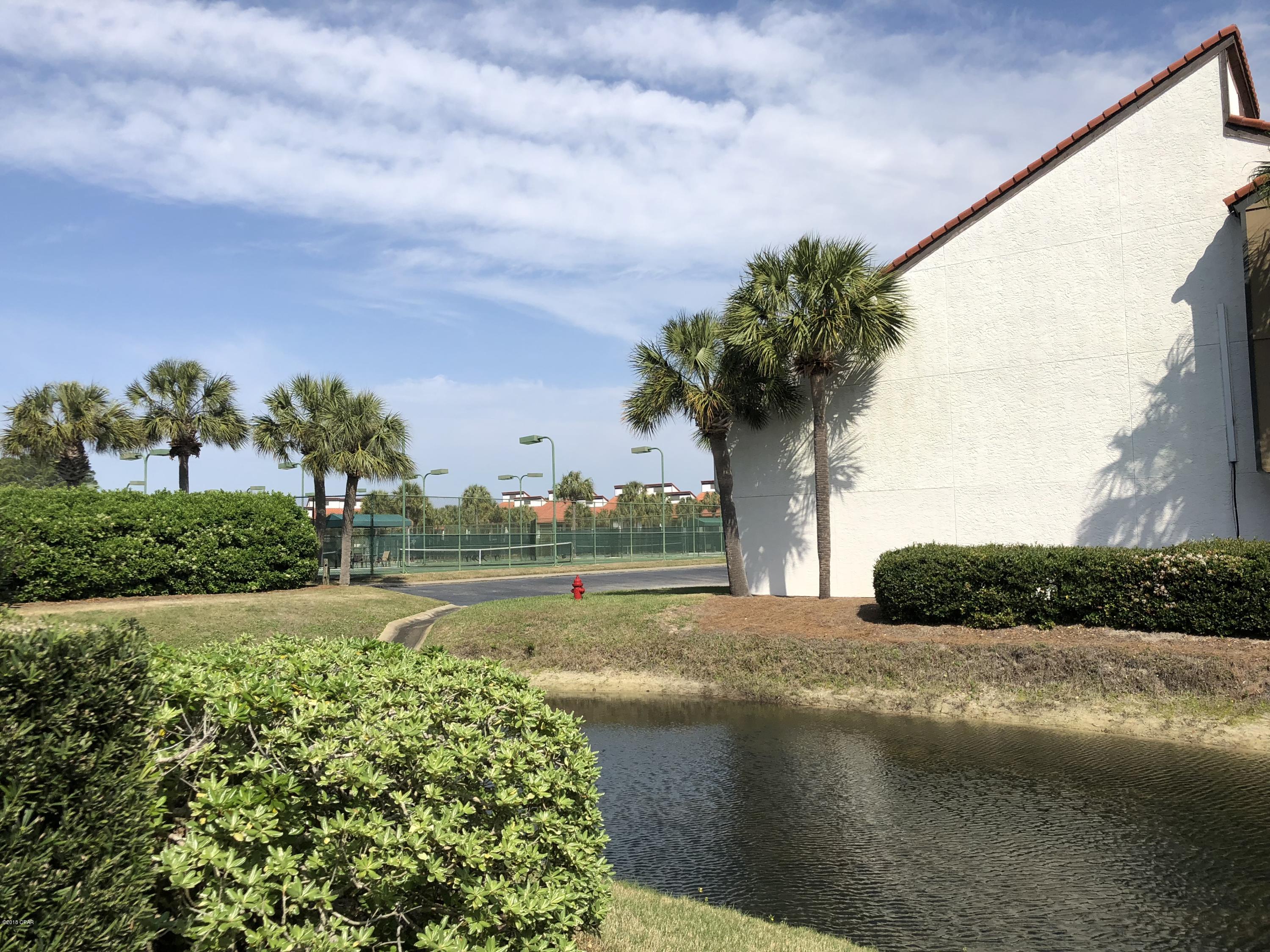 Edgewater Golf Villas 1 - Residential