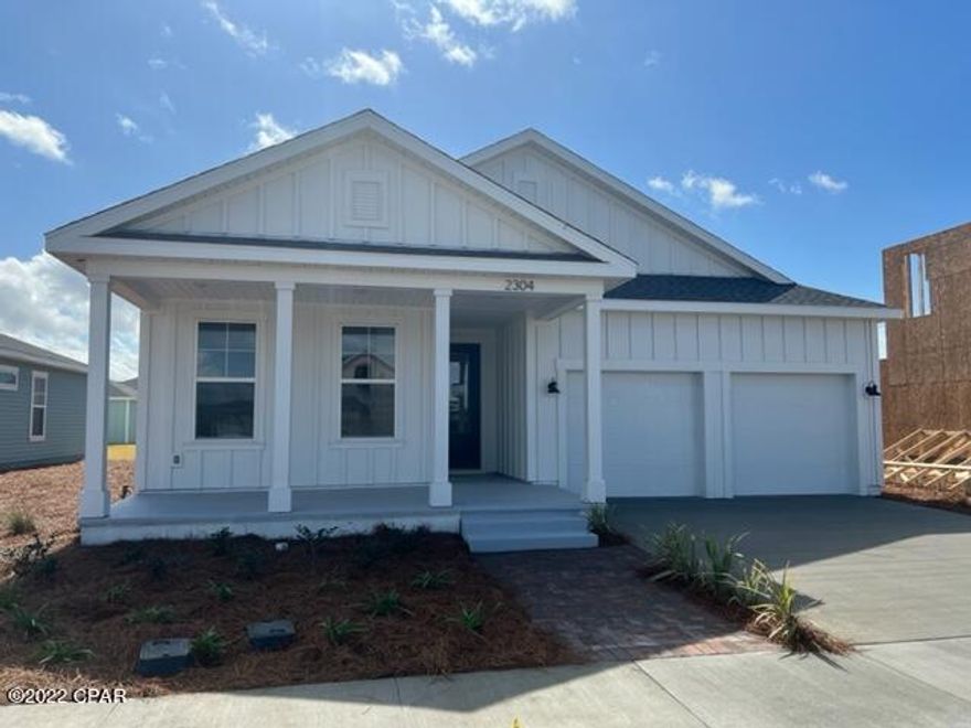 Entered for comp purposes only. Featuring the Venice floor plan with a coastal elevation. This 3 bedroom/2 bath home includes 9 ft ceilings, and 2,008 sq ft. Standard features include plush carpet and tile throughout and recessed lighting. The kitchen showcases stainless steel appliances with a gas range, dishwasher, microwave, garbage disposal, gorgeous granite countertops, tasteful backsplash, a large kitchen island, and a spacious pantry. Additional luxury options are available. Enjoy an open concept kitchen, family and dining room, and den. A two-car attached garage is included, perfect for your vehicles or storage. The split plan master bedroom highlights trey ceilings, a master bath with a walk-in shower and master bath walk-in closet. All homes come with energy savings packages. The exterior includes hardiboard siding. With both a large front and back porch, enjoy the peaceful, friendly neighborhood and beautiful sunsets. Find yourself in the waterfront lifestyle and sense of community at SweetBay with North Bay access to a dock and for kayaking, paddle boarding, and fishing, many pocket parks, an amphitheater, resort swimming pool, basketball court, barbeque pit, ponds, trail system, and boat launch! New home buyers receive priority access to University Academy, Florida's top-rated K-8 school!