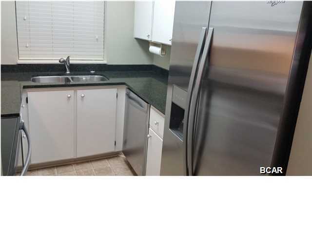 Bay Club Condo Ph 2 - Residential