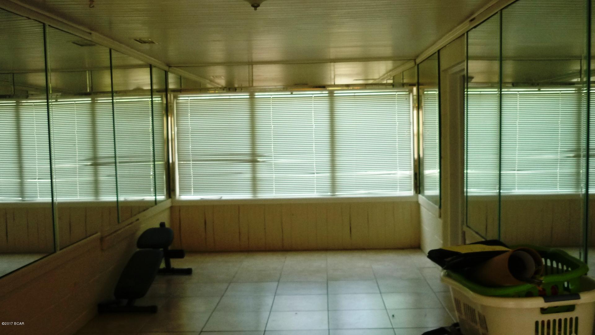 Sudduths 1st Add - Residential