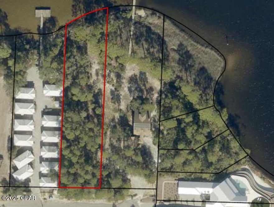 ENTERED FOR COMP PURPOSE ONLY.  LAKEFRONT LAKE POWELL .766 ACRE OF VACANT LAND