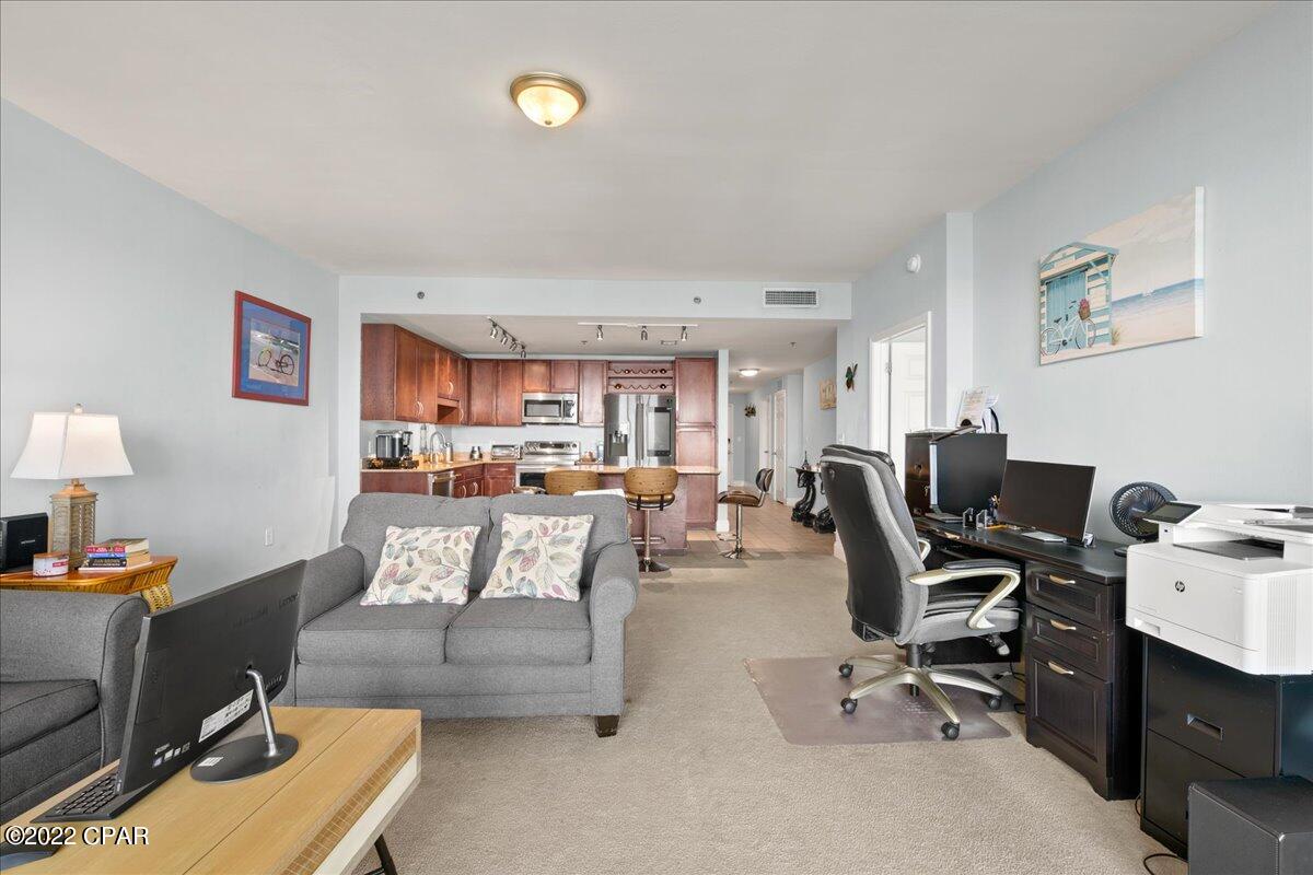 Laketown Wharf Phase II - Residential