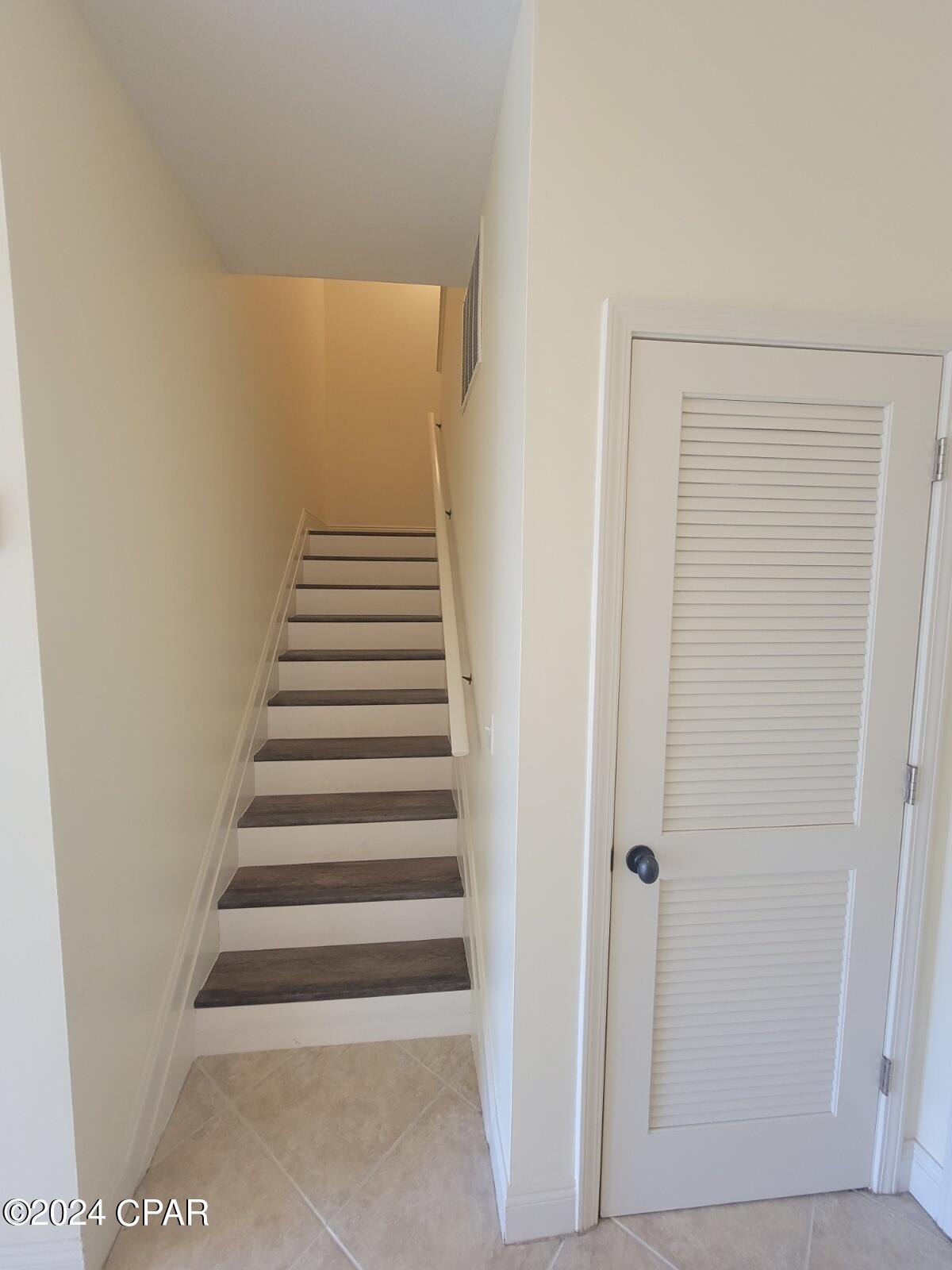 Annabella's Townhomes - Residential Lease