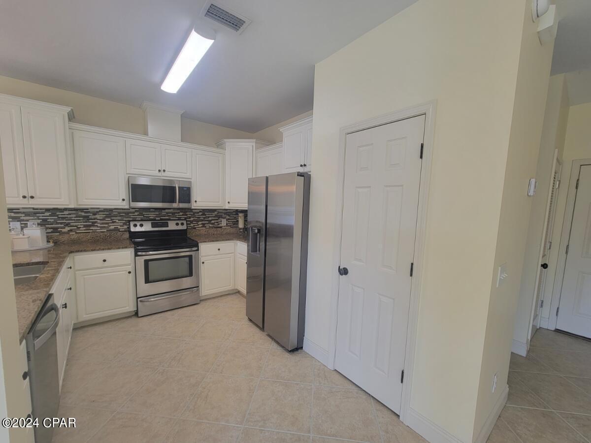 Annabella's Townhomes - Residential Lease