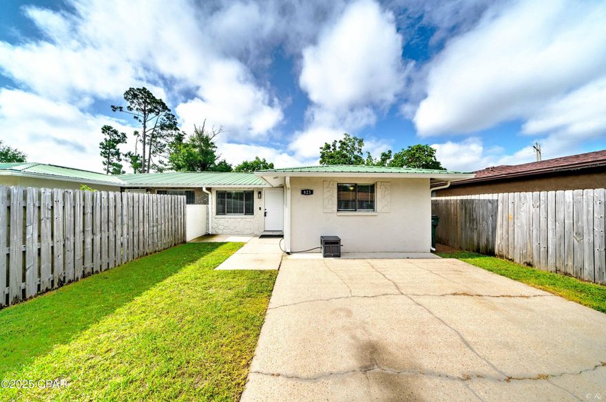 CURRENTLY UNDER CONTRACT, SELLER WILL CONSIDER BACKUP OFFERS
Welcome to 823 Bradley Circle — a beautifully updated townhome offering low-maintenance living with style and convenience. This charming residence features luxury vinyl plank (LVP) flooring throughout, adding durability and a modern touch to every room. The kitchen is a standout, boasting stainless steel appliances, a decorative tile backsplash, and plenty of cabinet space for all your culinary needs.

Enjoy peace of mind with recent updates. Thoughtful touches continue with updated ceiling fans, modern blinds, and an overall super clean, well-kept interior.

Located just minutes from shopping, grocery stores, and top-rated schools, this home blends comfort and convenience in one ideal package. Whether you're a first-time buyer, downsizing, or looking for an investment opportunity — this one checks all the boxes.