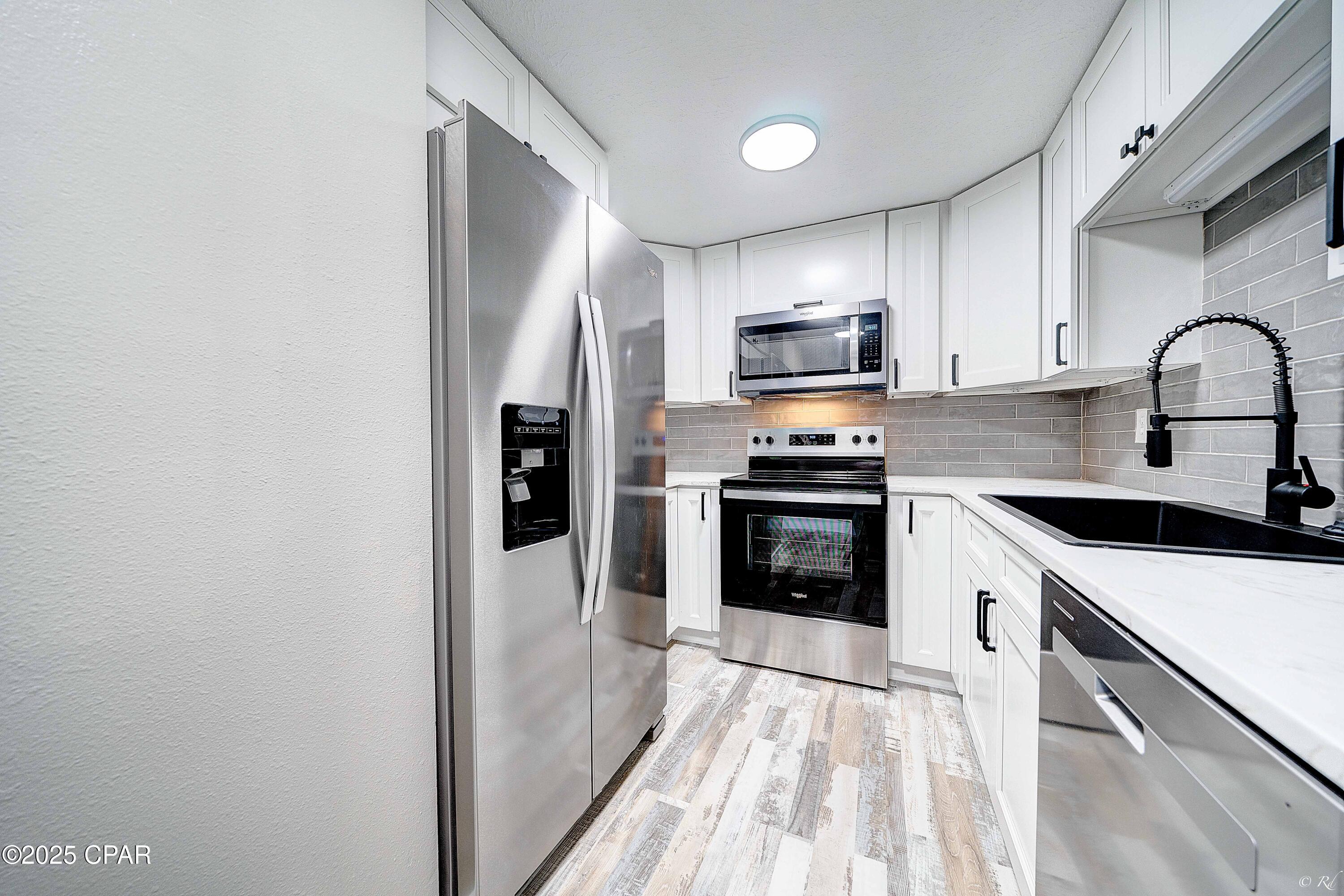 Belaire Estates U-4 - Residential