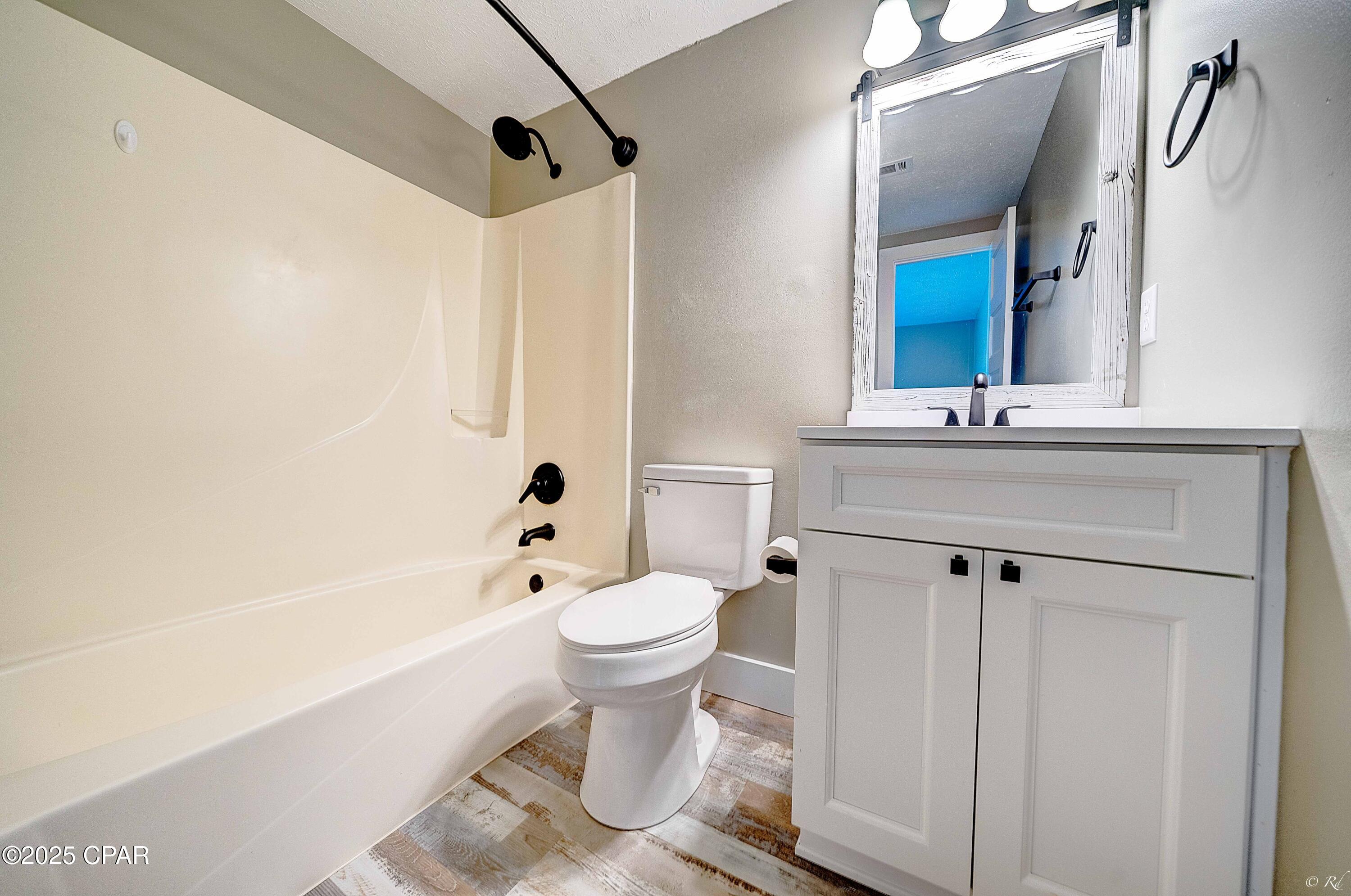 Belaire Estates U-4 - Residential