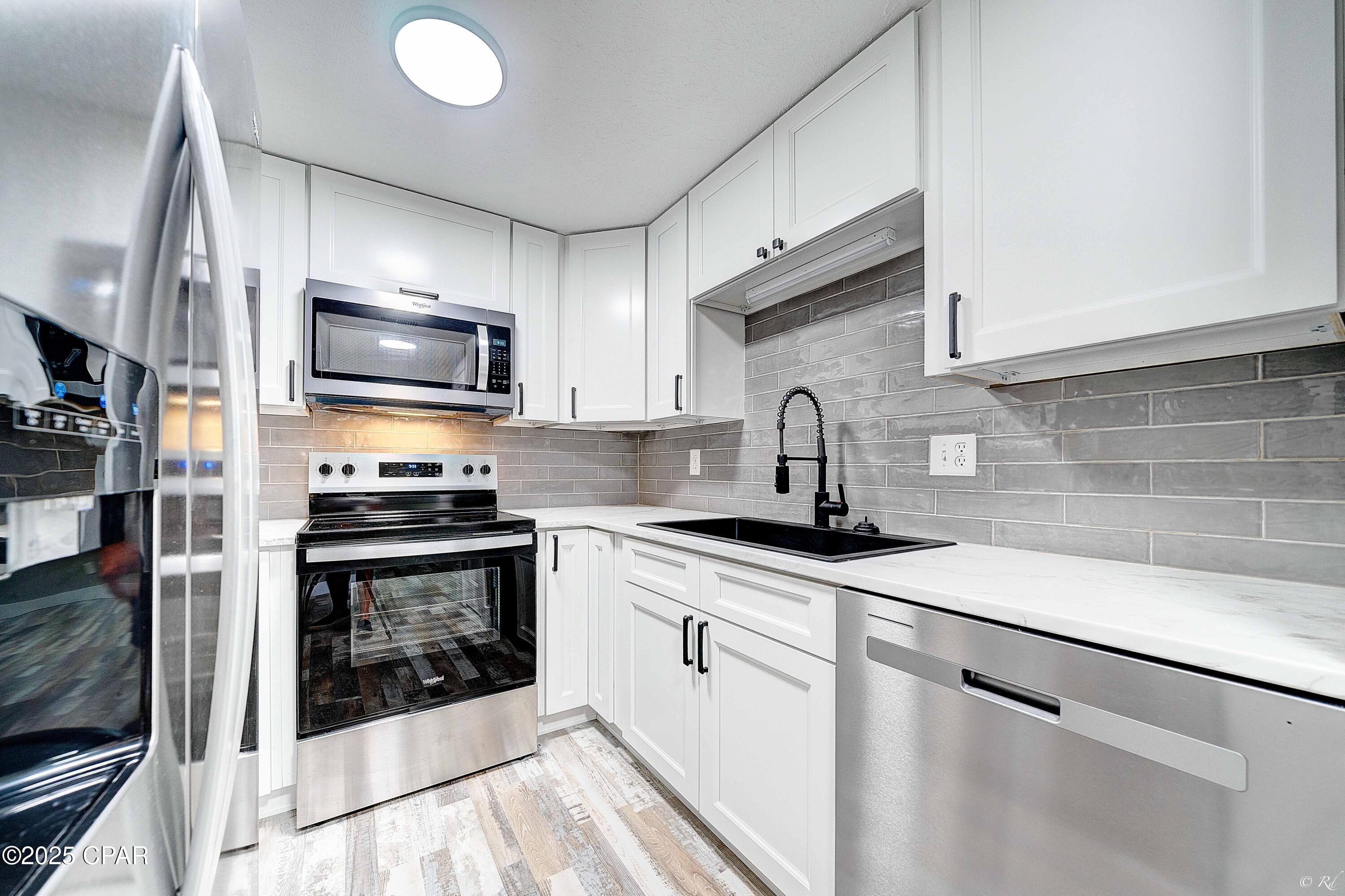 Belaire Estates U-4 - Residential