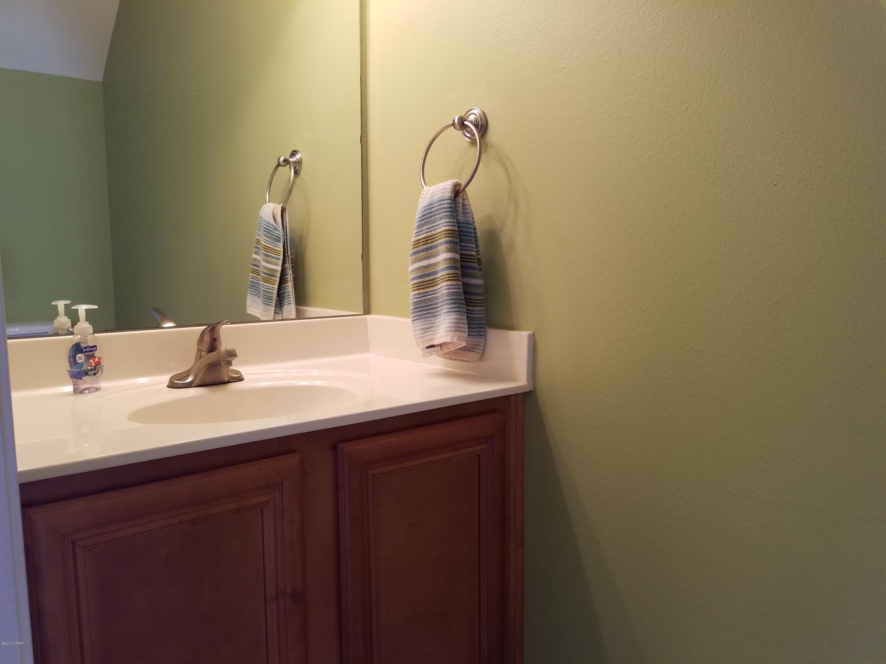 [No Recorded Subdiv] - Residential Lease