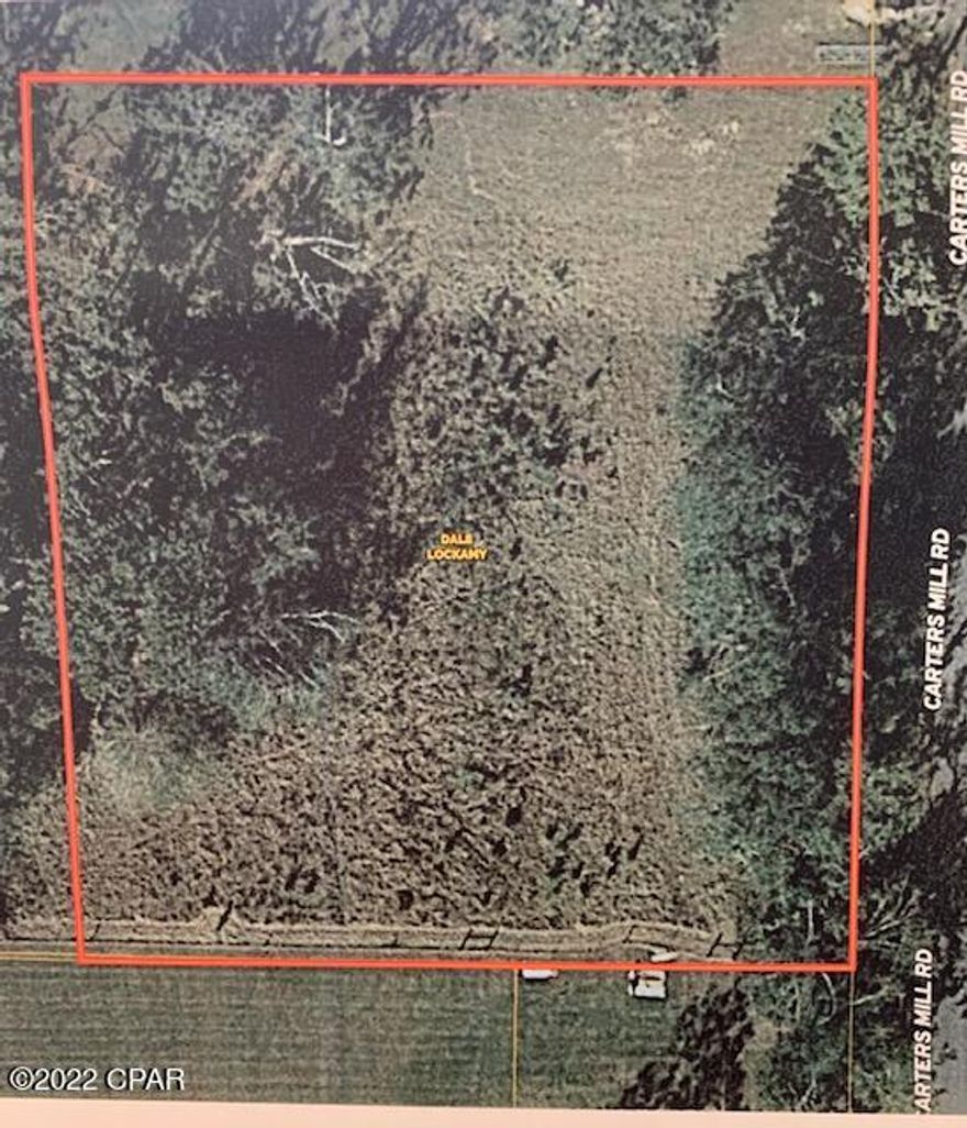 Residential building lot located on the NW side of Marianna, past Jackson Hospital.