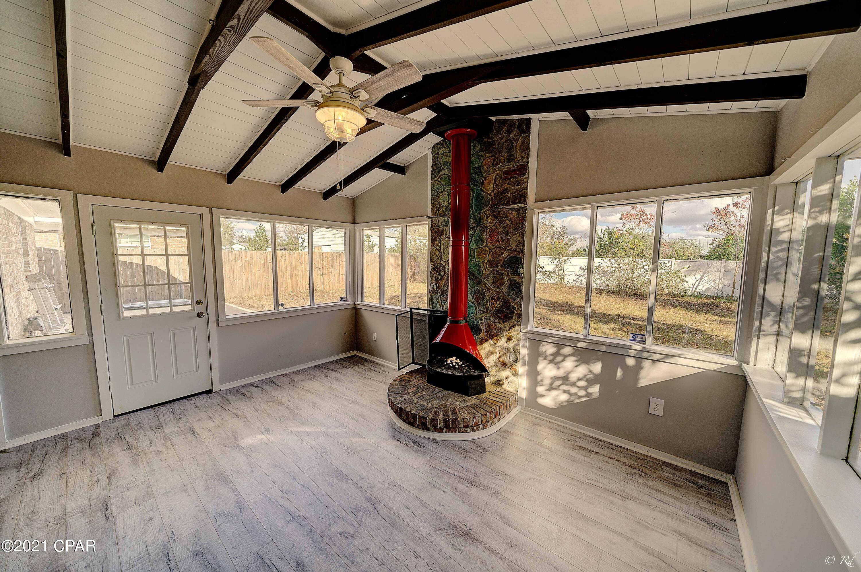 Lannie Rowe Lake Estates U-9 - Residential