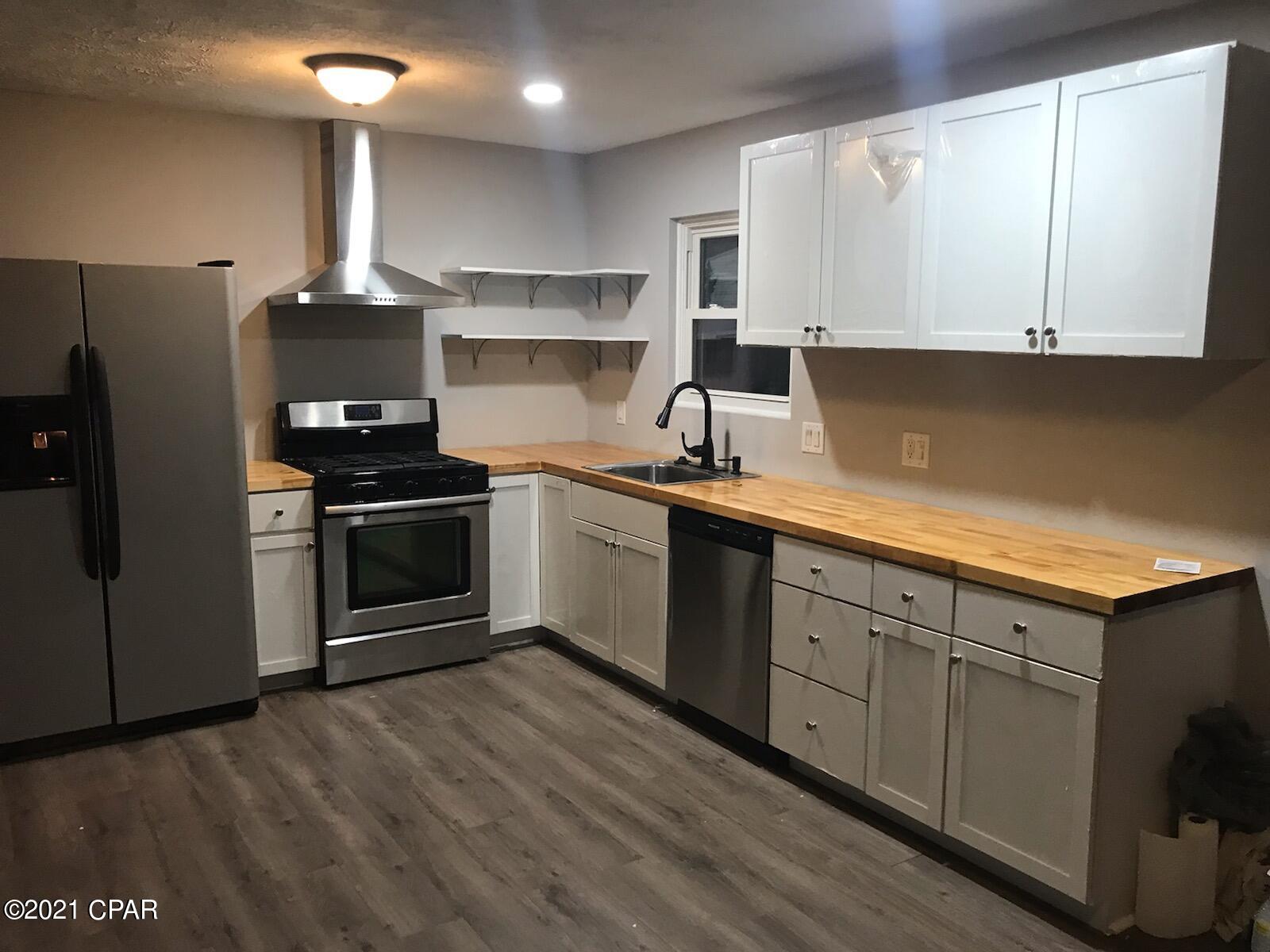 Lannie Rowe Lake Estates U-9 - Residential