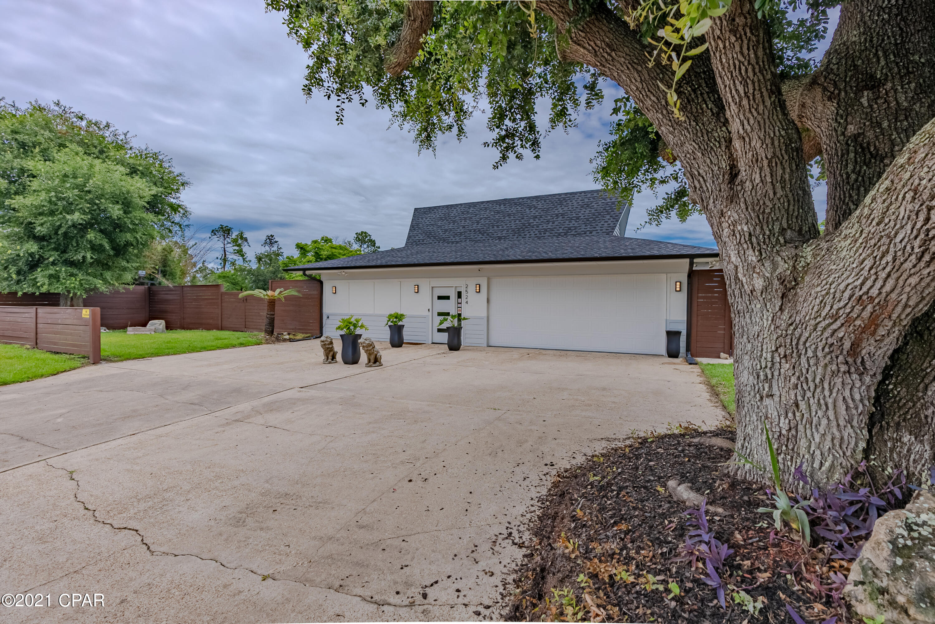 Island View Estates - Residential