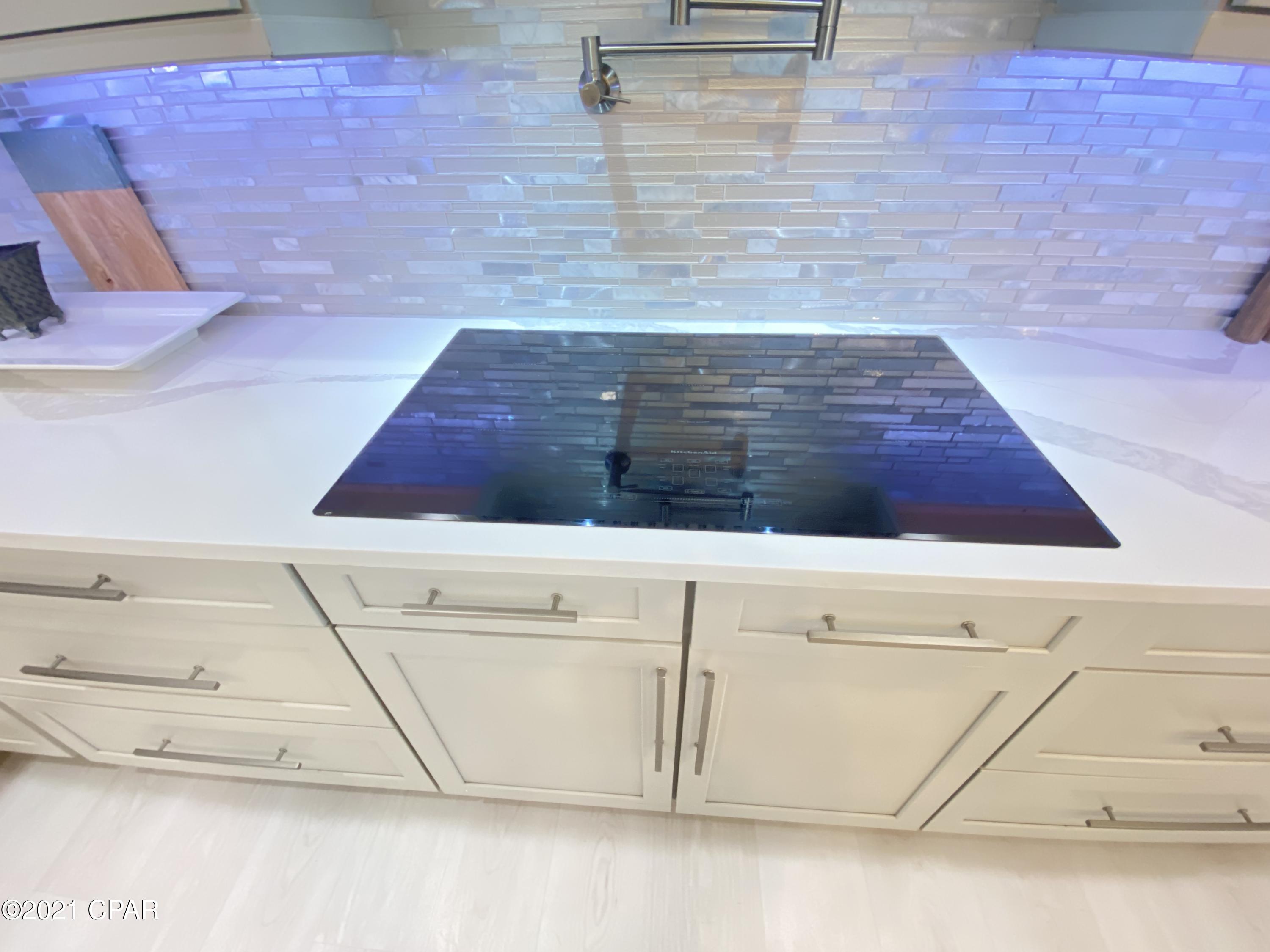 Island View Estates - Residential