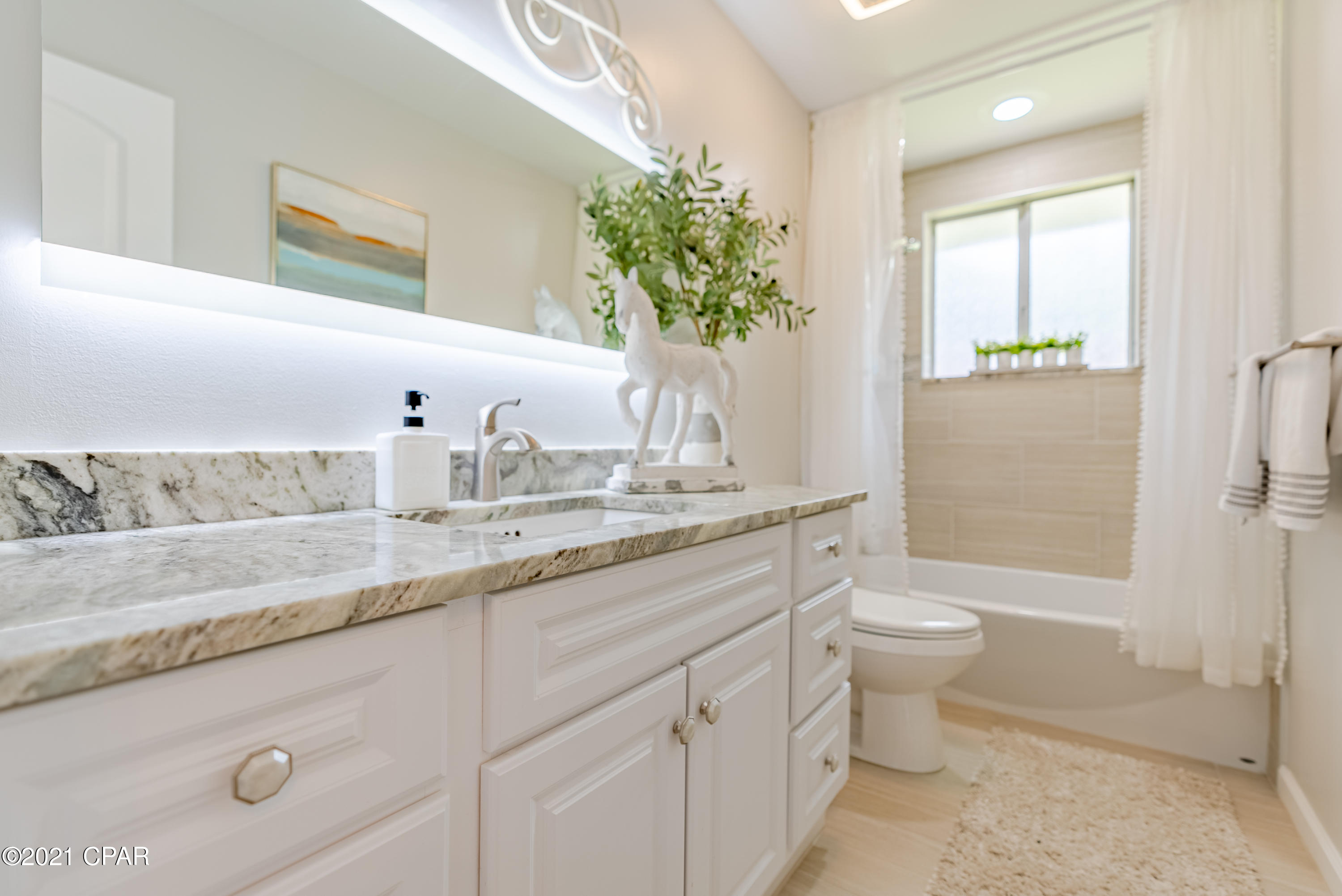 Island View Estates - Residential