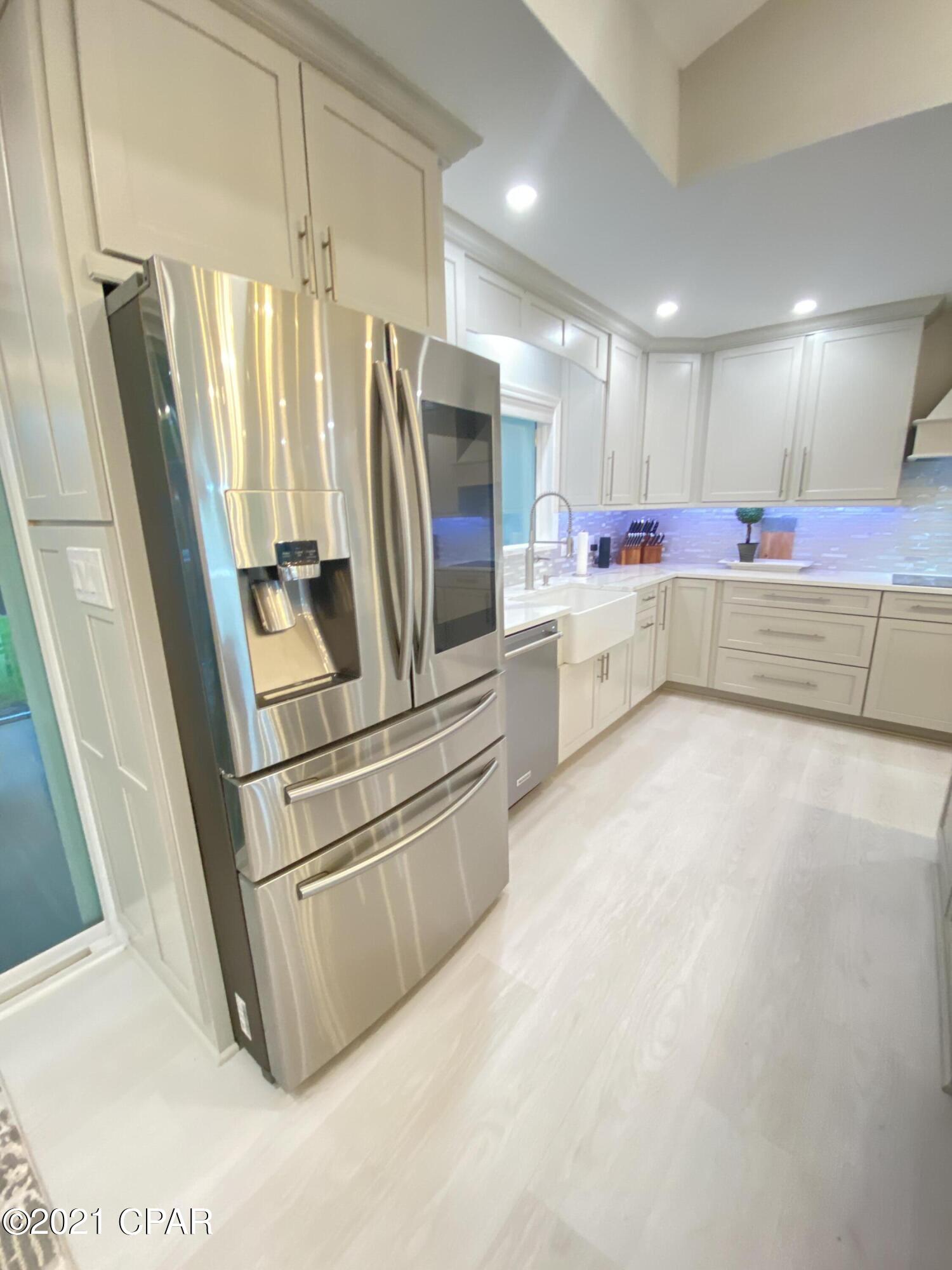 Island View Estates - Residential