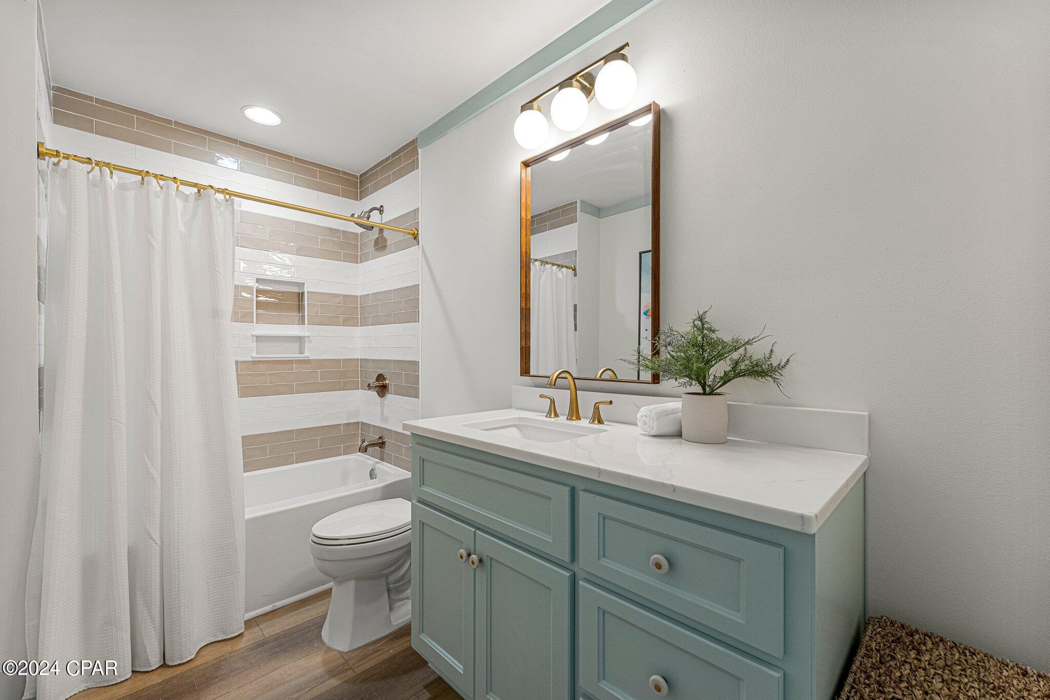 Kiska Beach - Residential