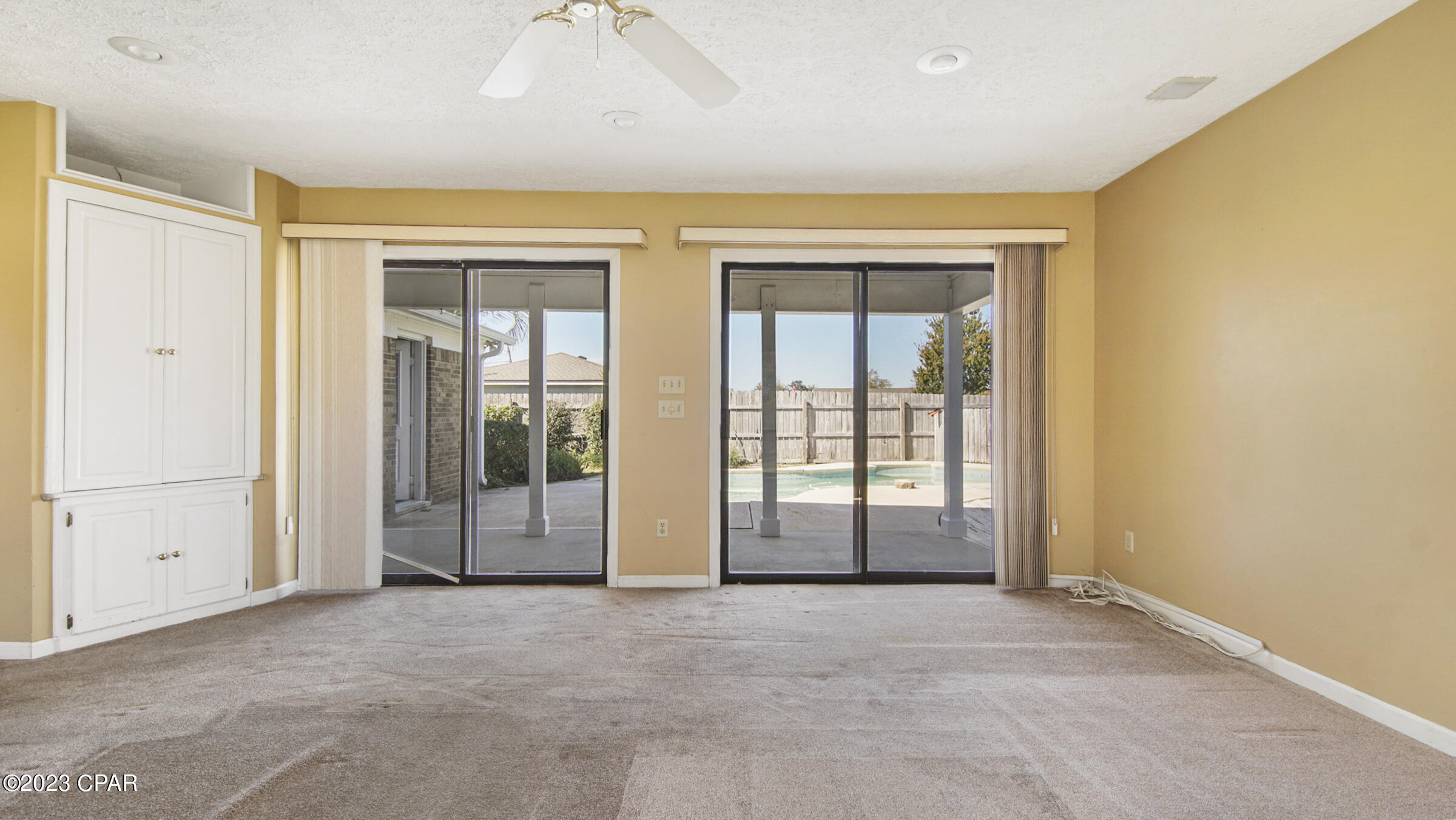 Venetian Villa 1st Add Replat - Residential