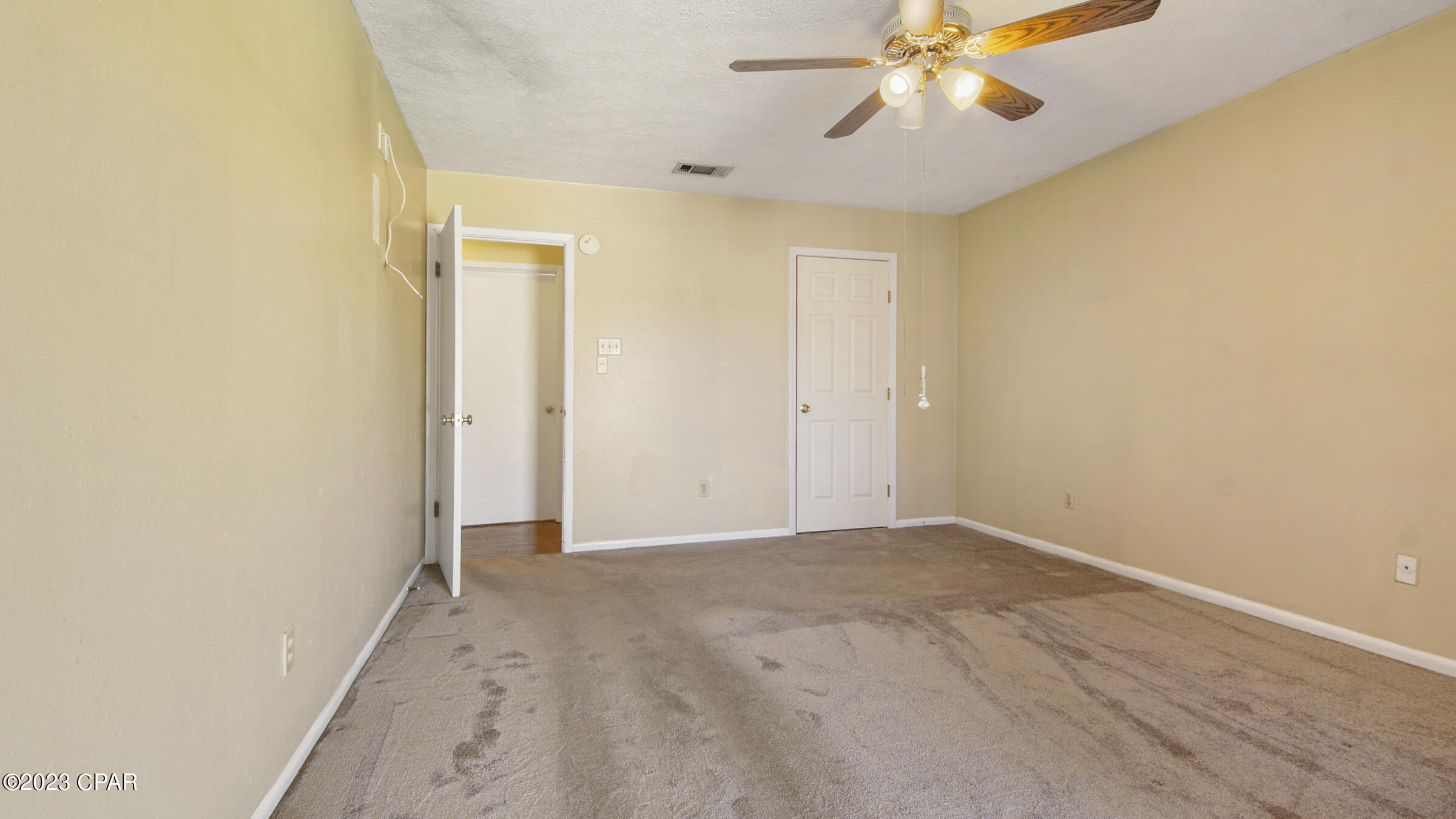 Venetian Villa 1st Add Replat - Residential