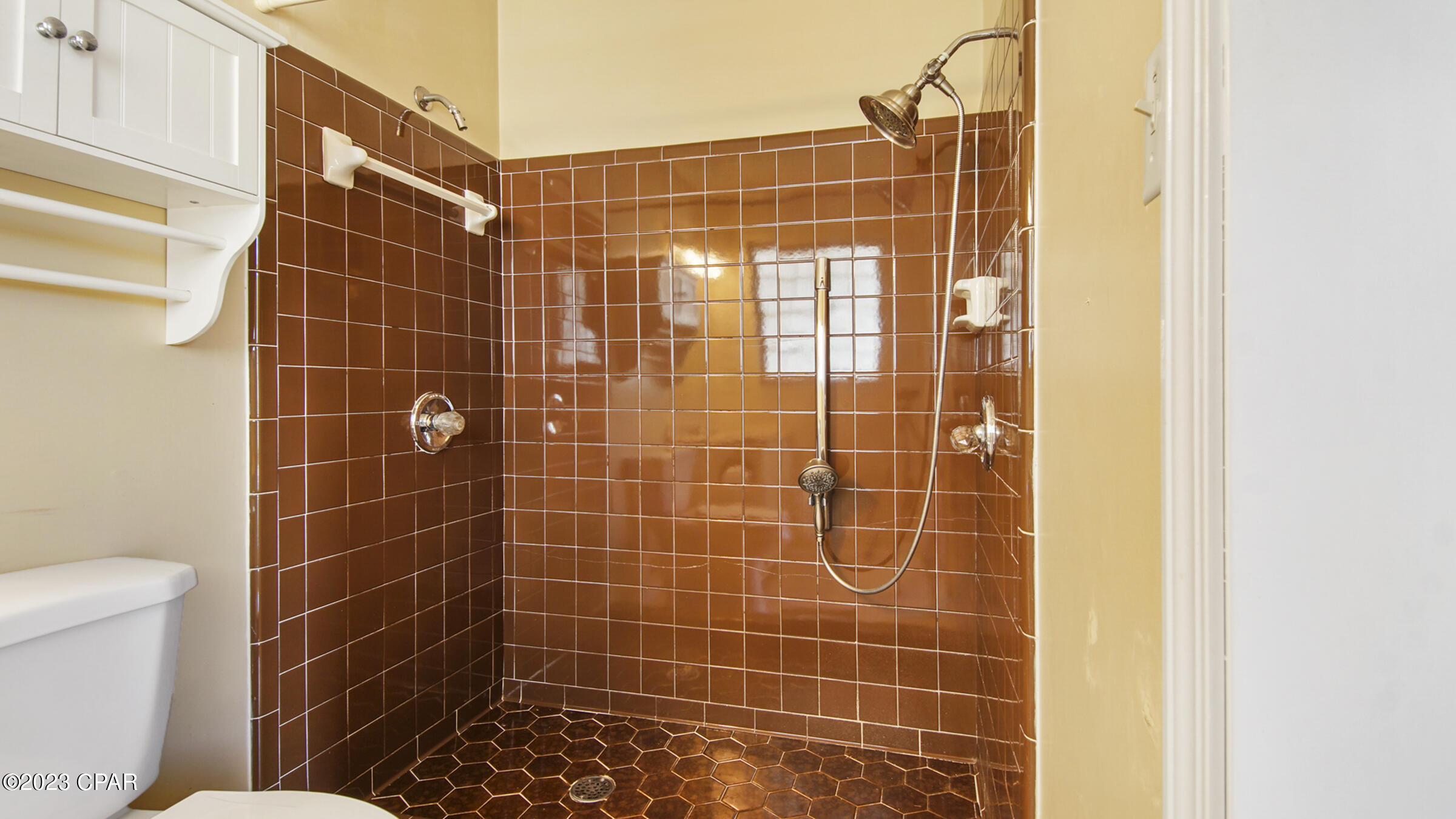 Venetian Villa 1st Add Replat - Residential